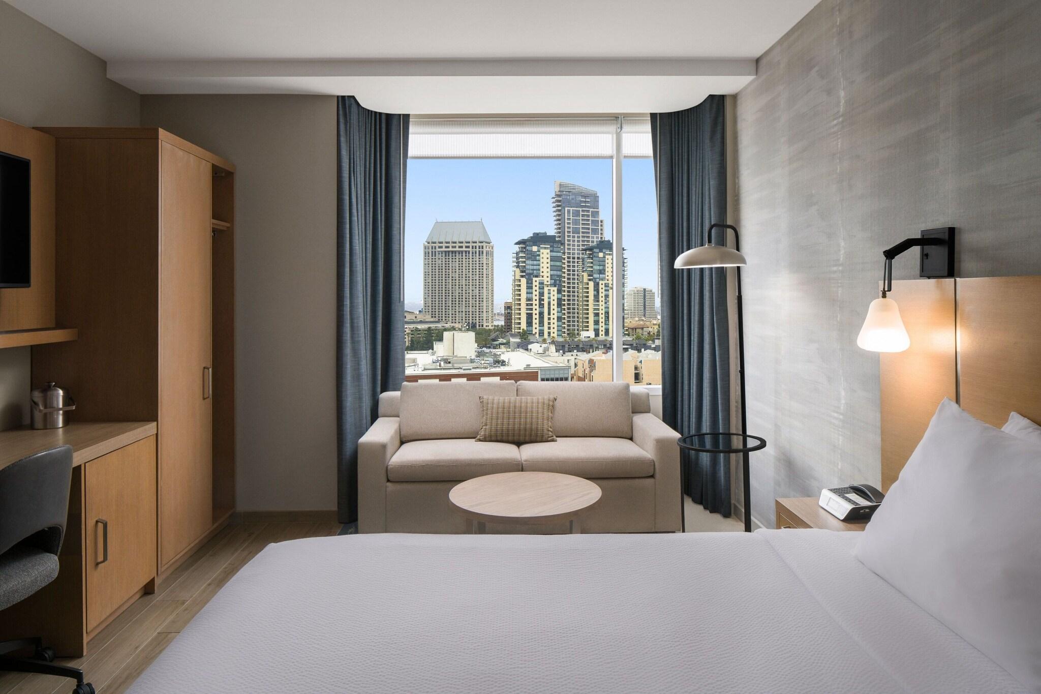 Double Executive King Bed