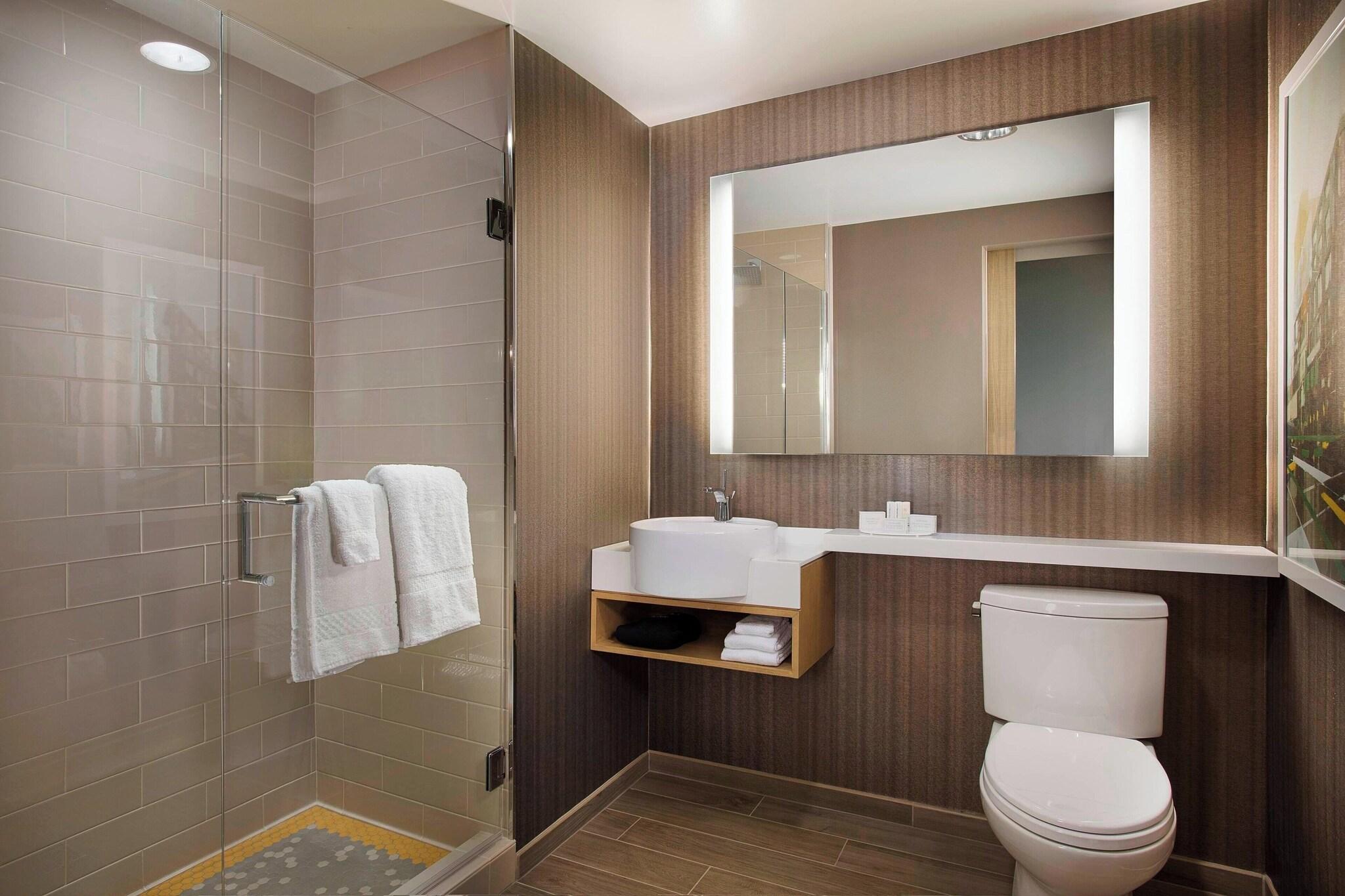 Double Executive King Bed