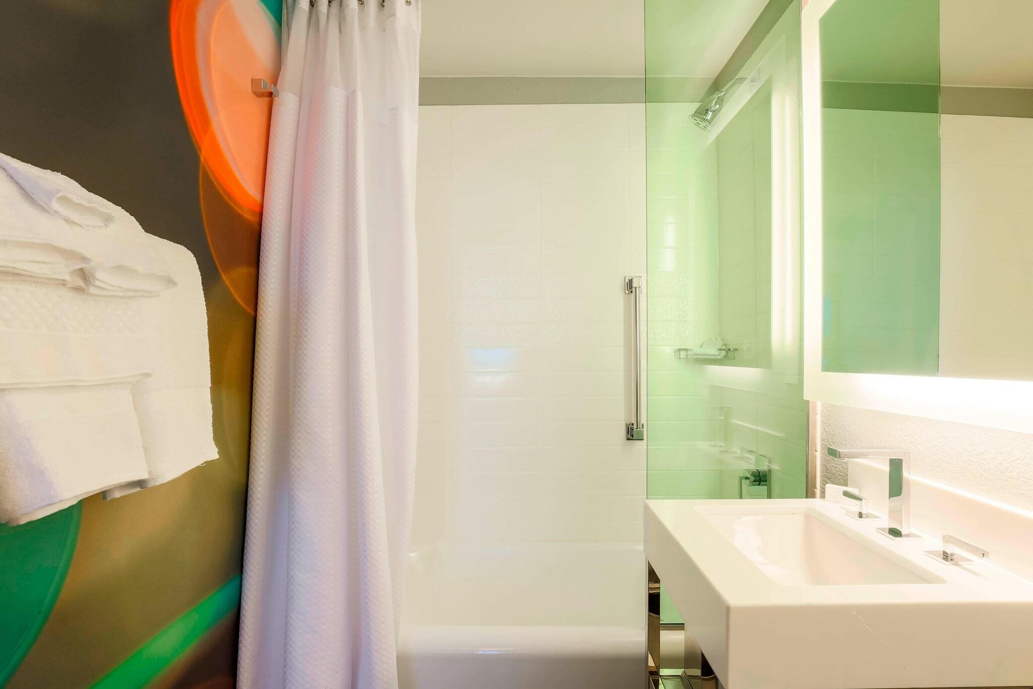 Double City View King Bed