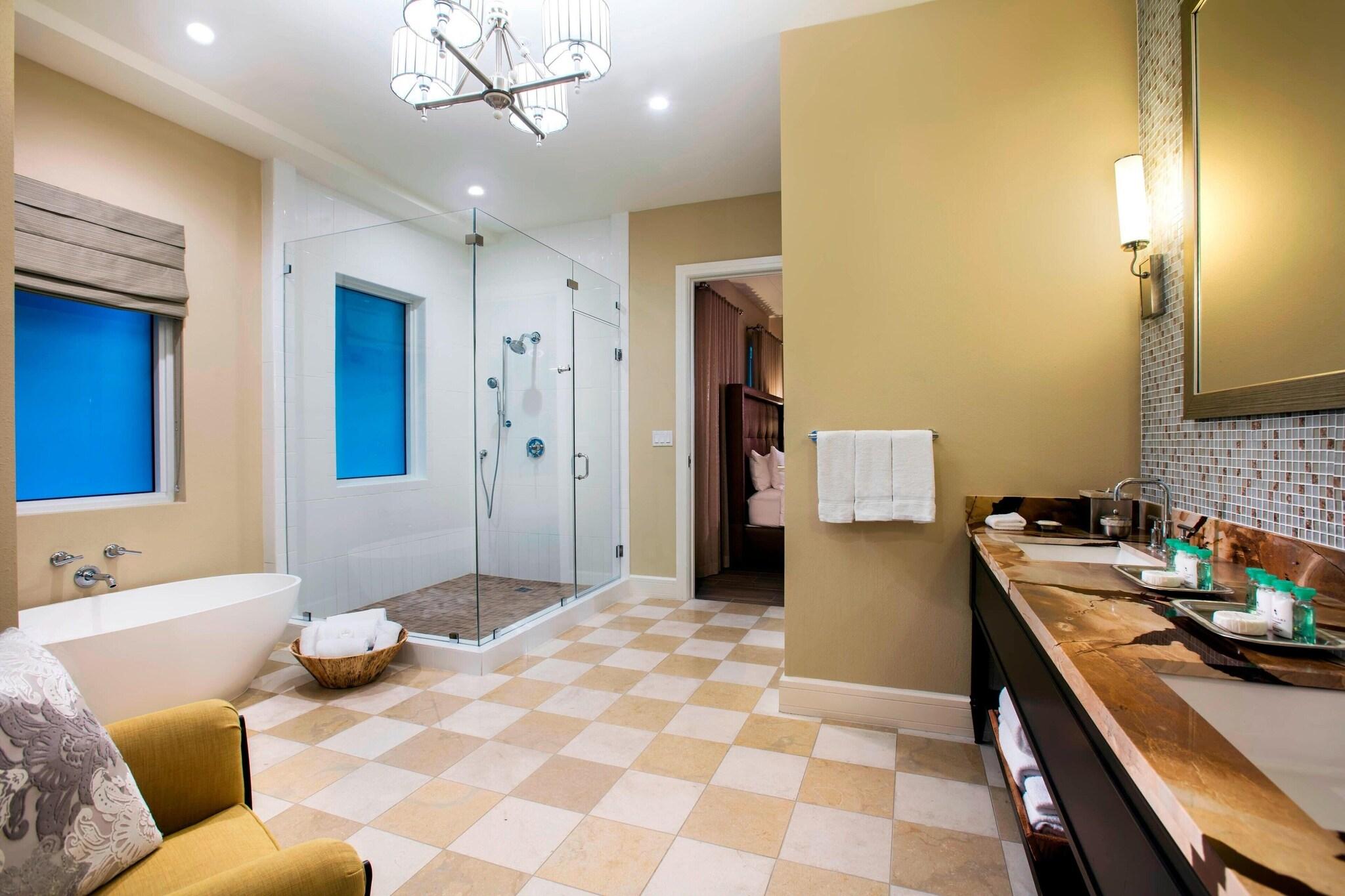 House Three Bedrooms with Private Pool