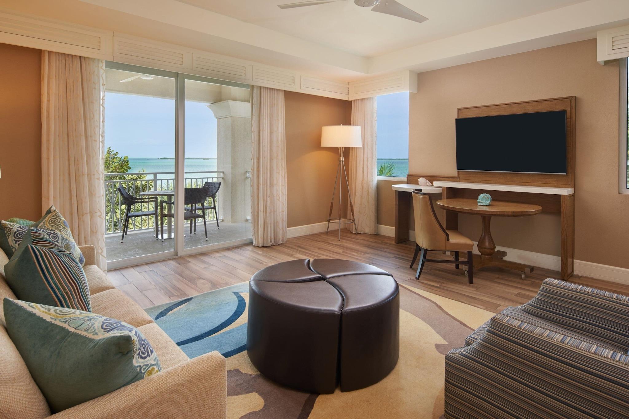Suite King Size Bed