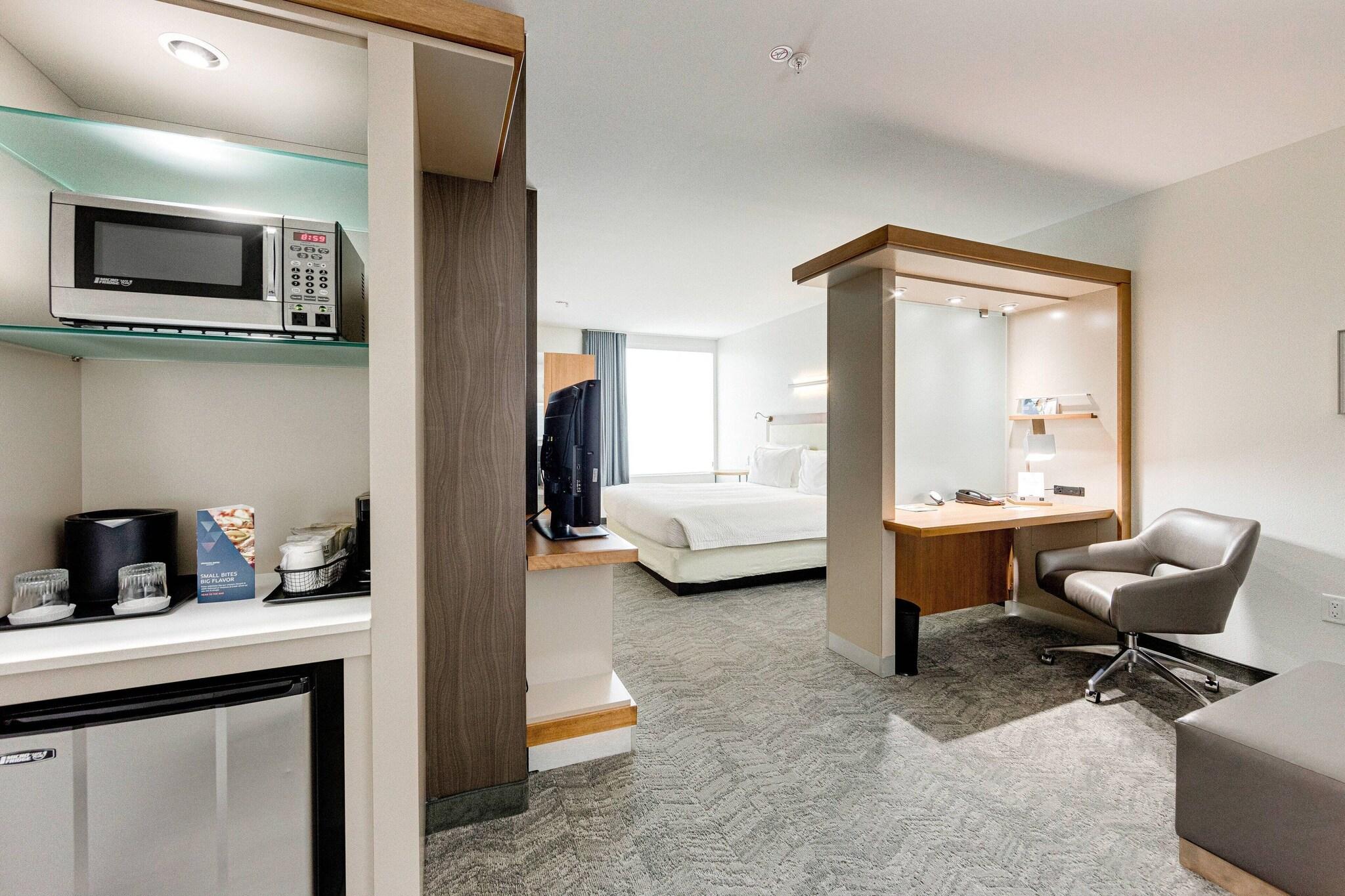 Suite Two Queen Beds