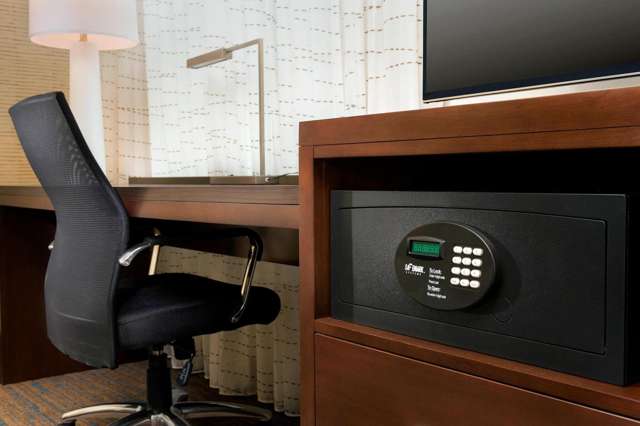 Suite King Bed One Bedroom 