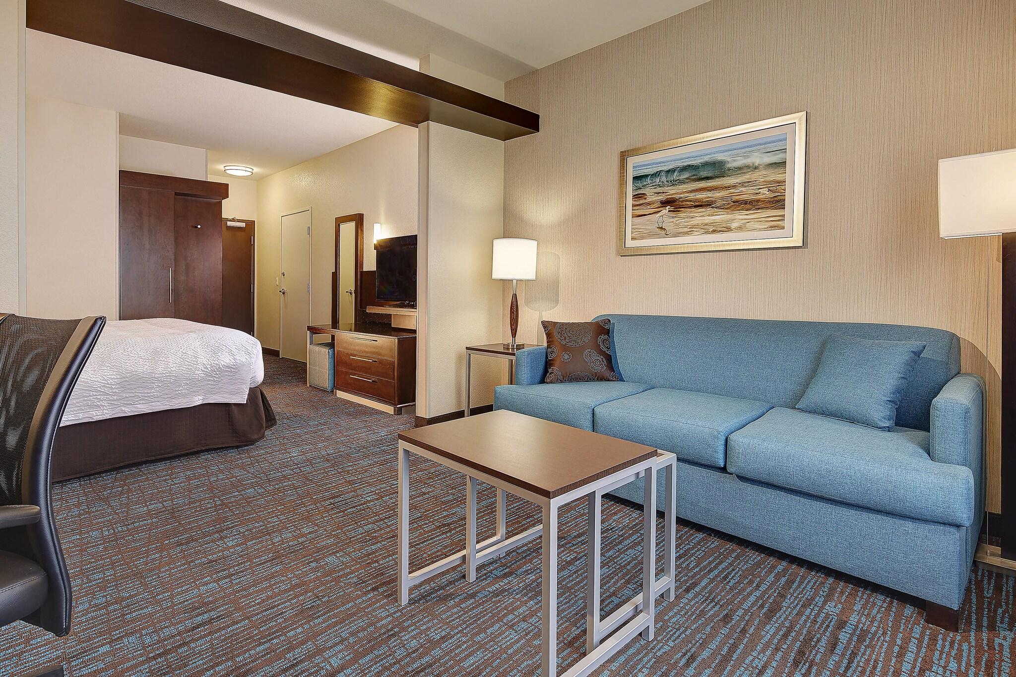 Suite Two Queen Beds