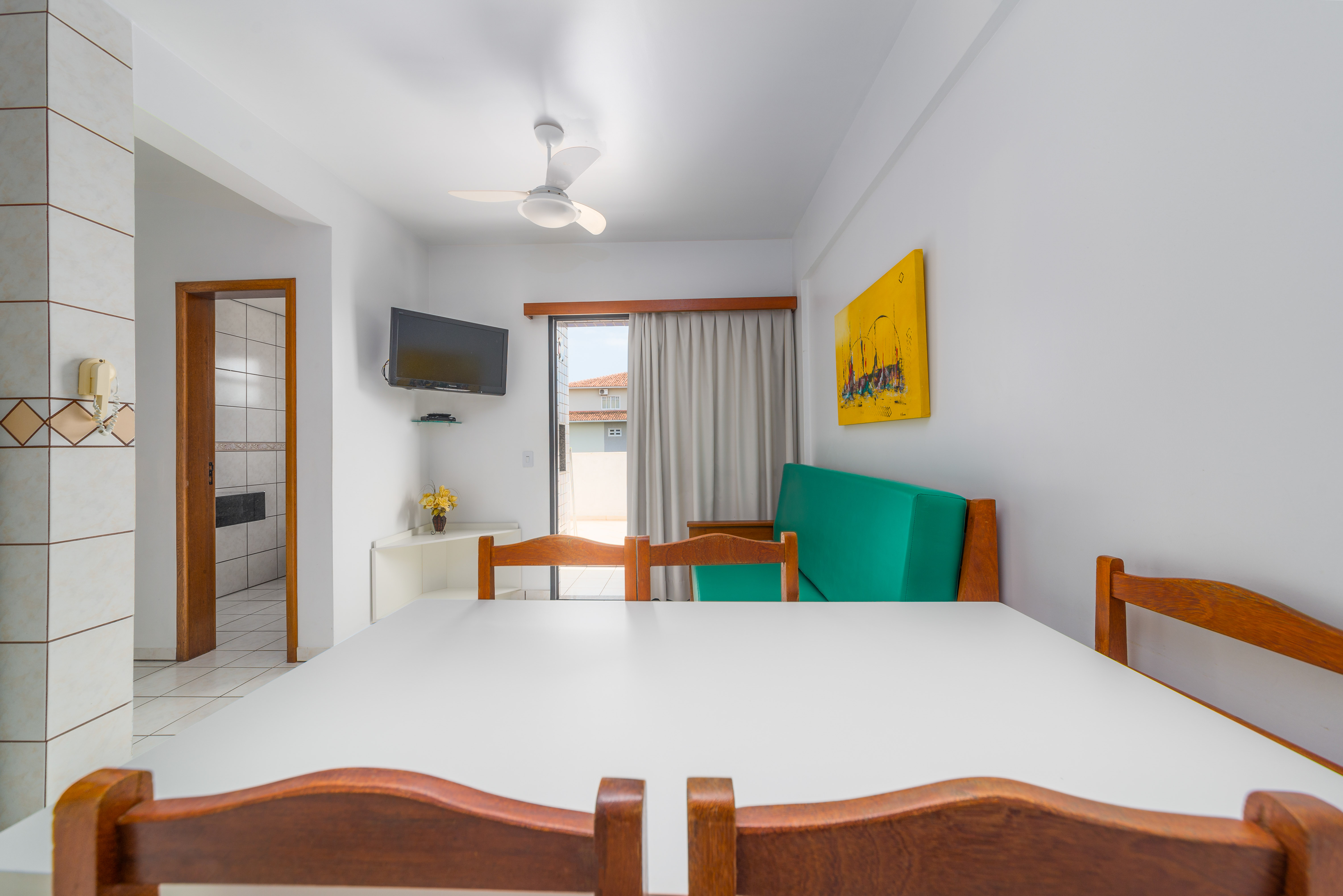 Family Room Capacity 4