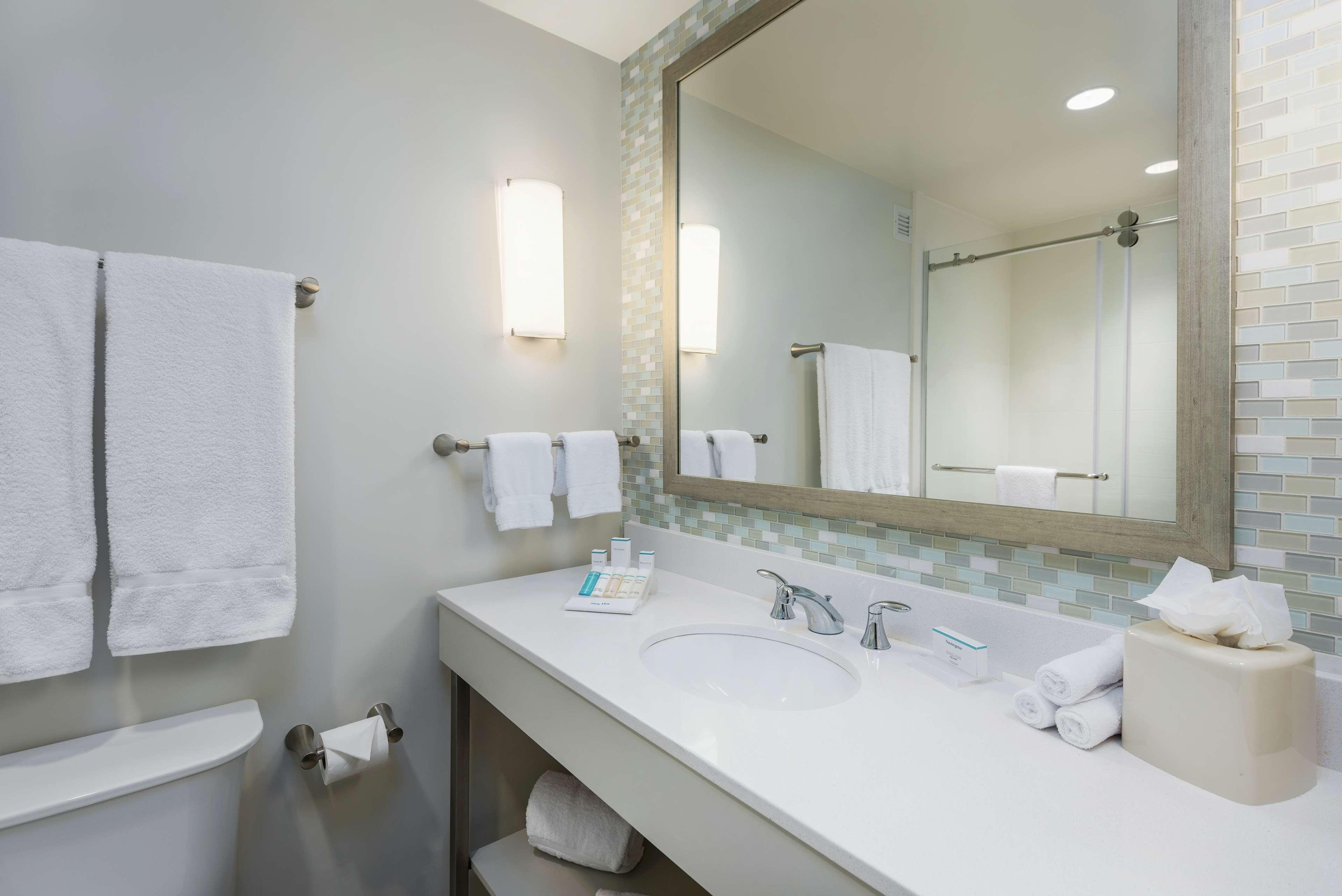 Room Premium King Bed