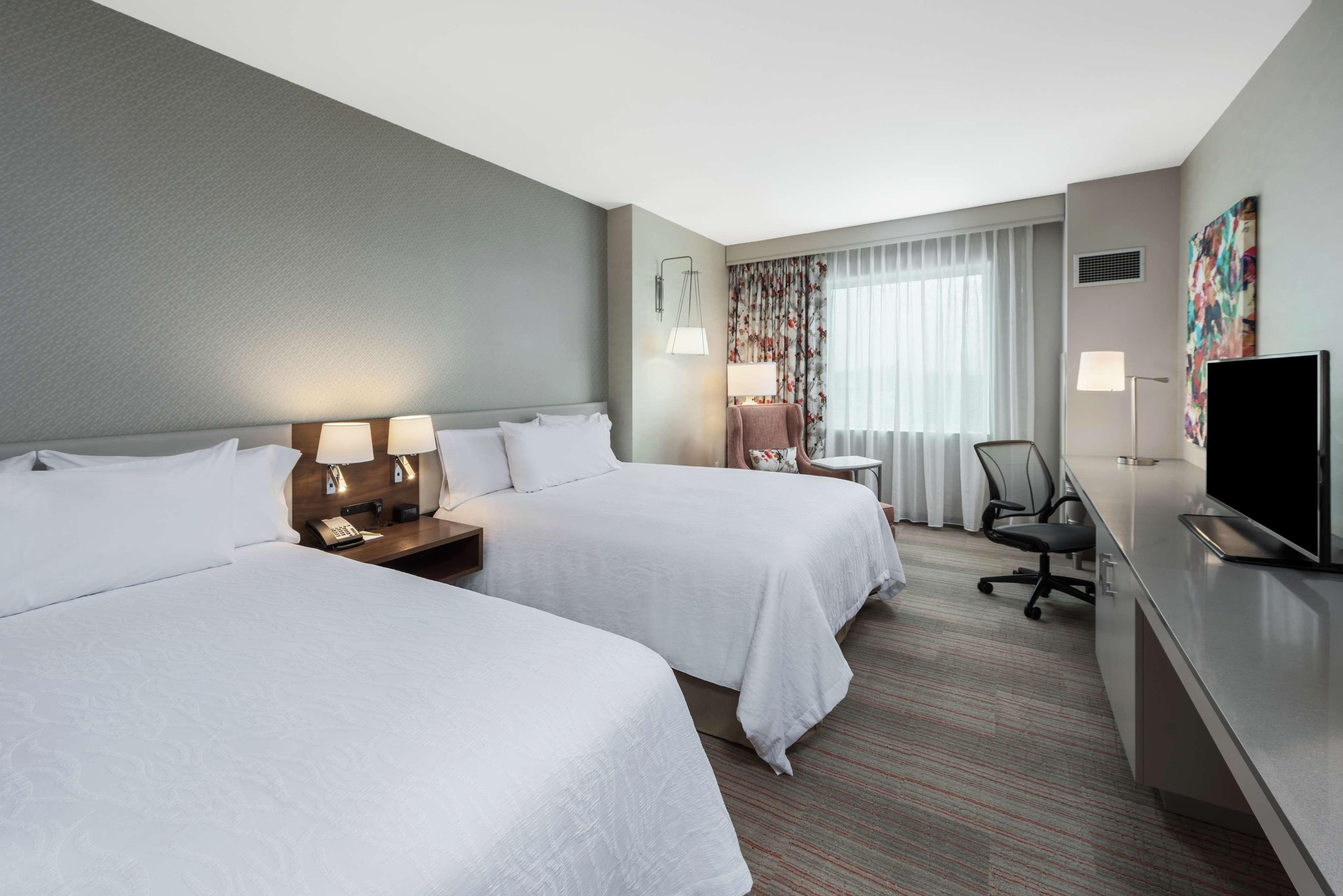 Double Two Queen Beds Premium