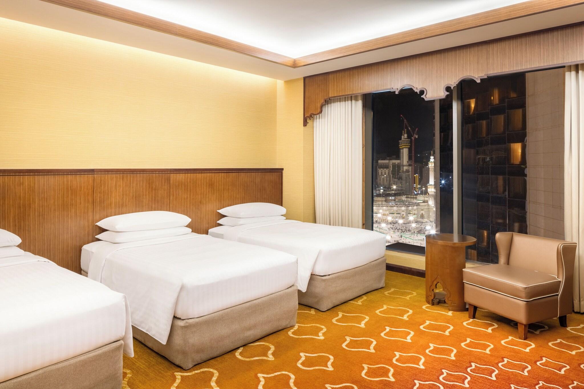 Triple Smoking with Views