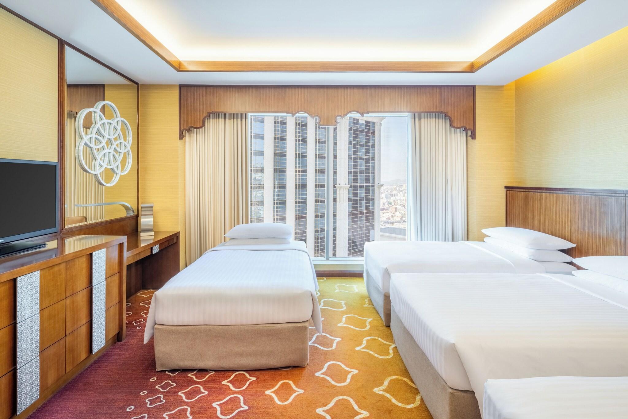 Quadruple Deluxe with Views