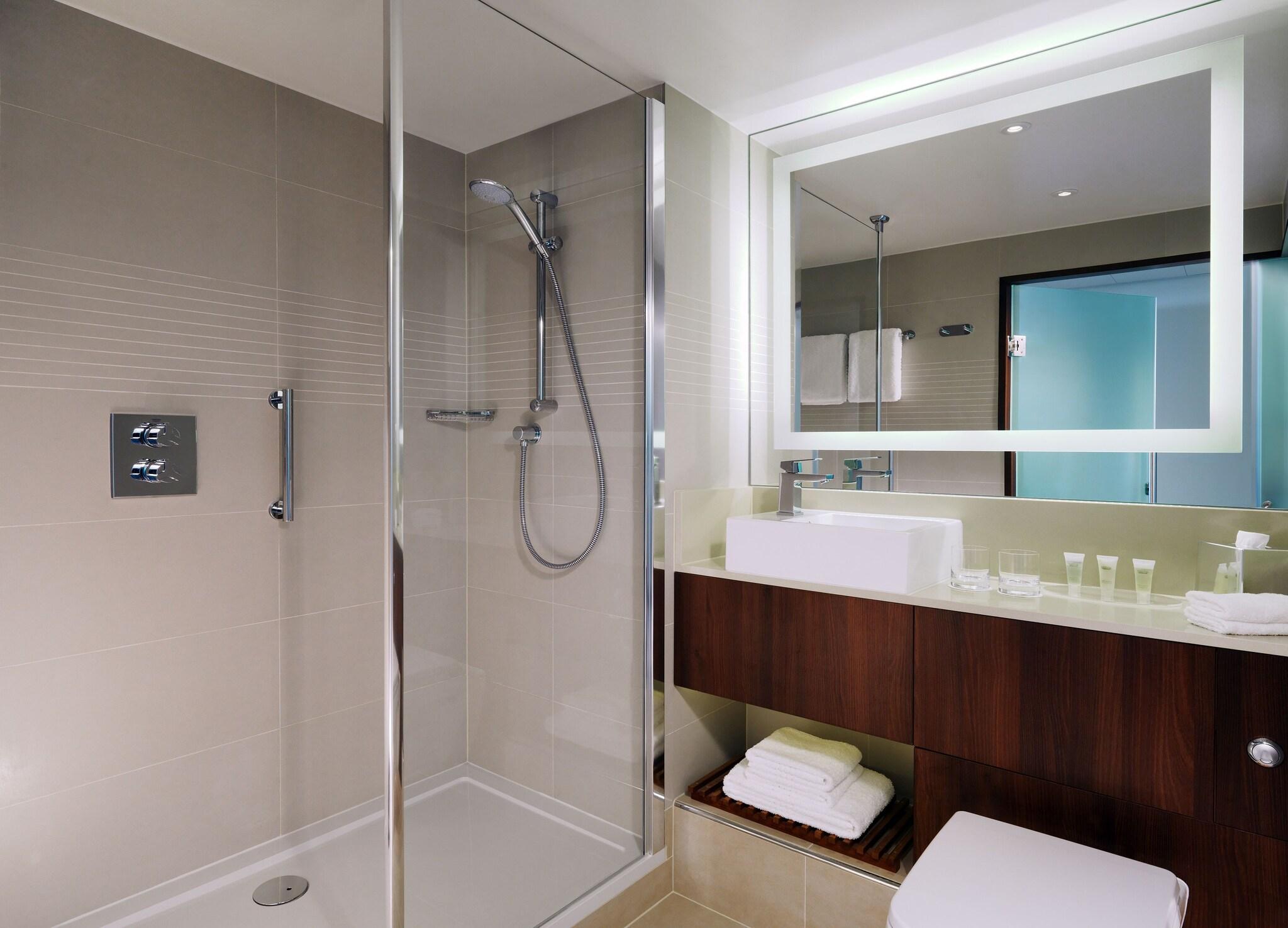 Double Sea View King Bed