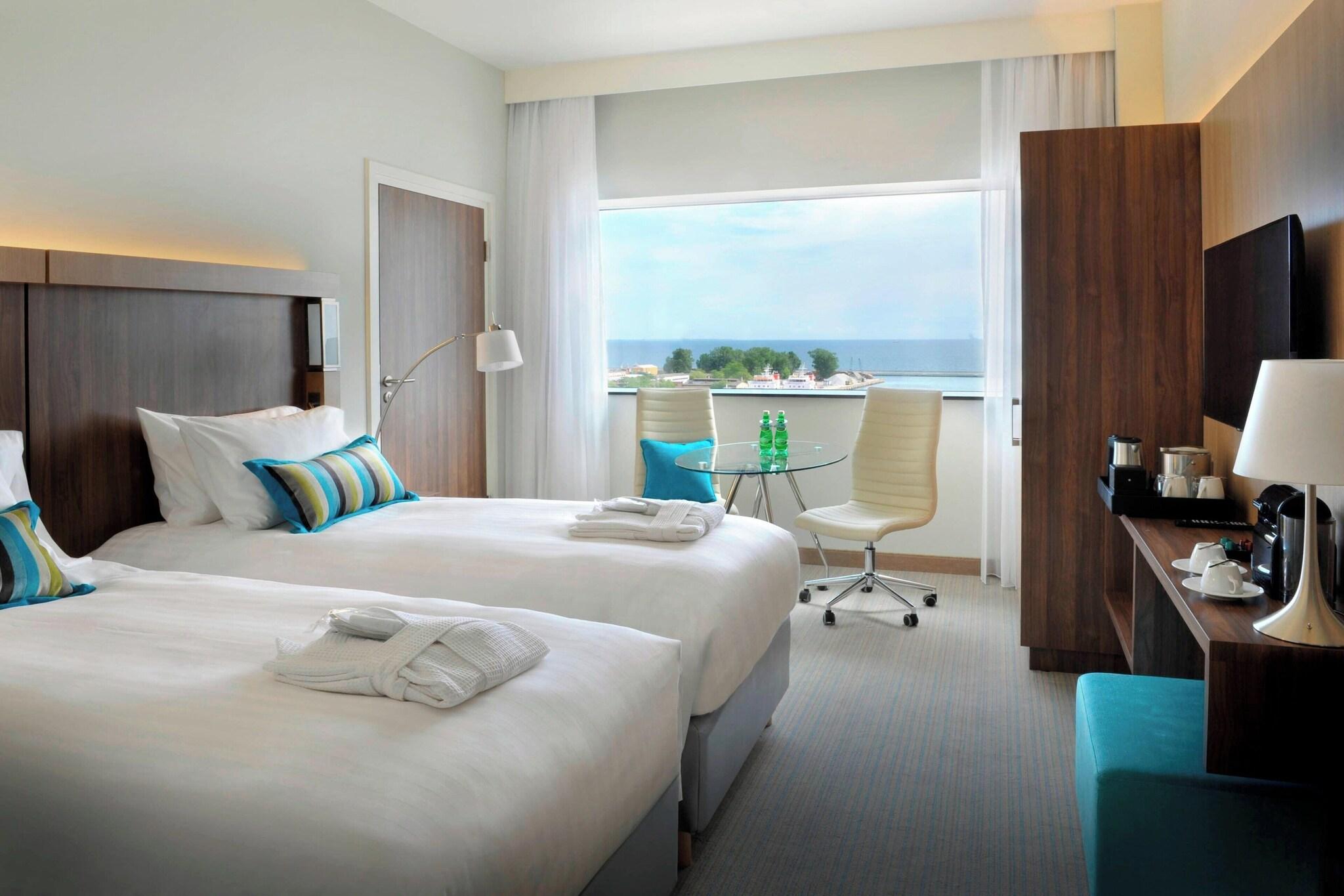 Twin Deluxe Sea View