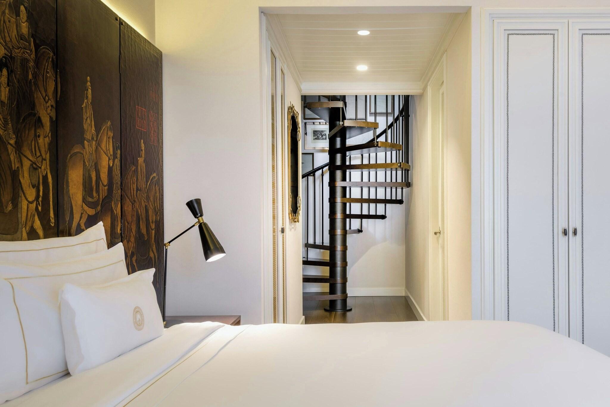 Suite King Bed One Bedroom 