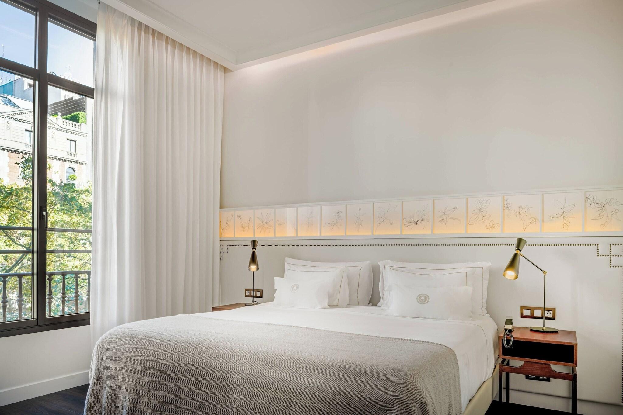 Junior Suite City View One Bedroom