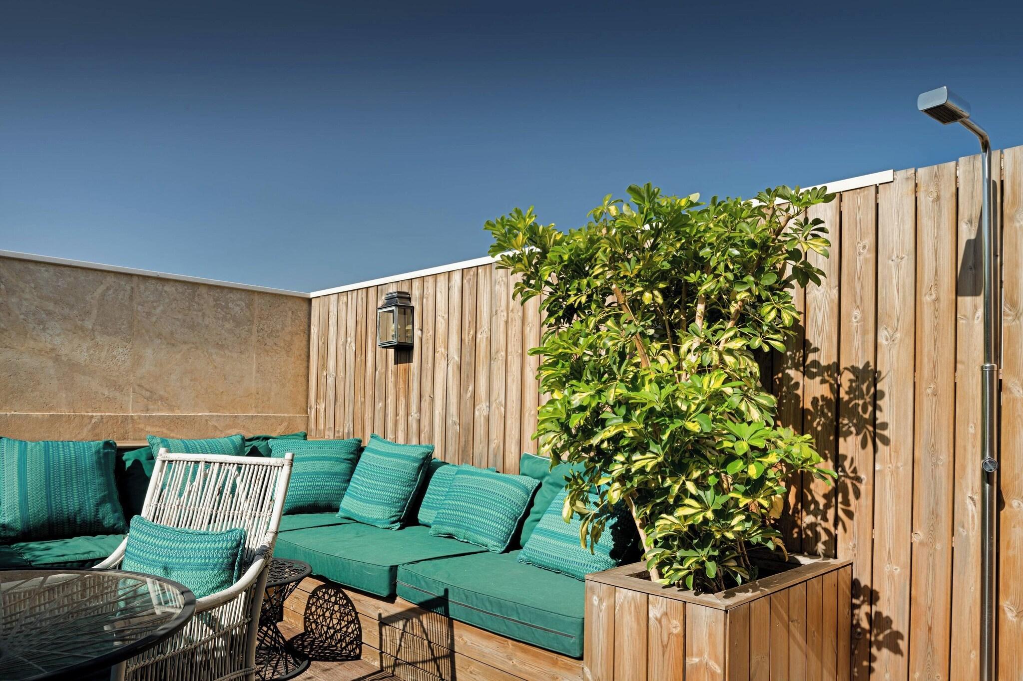 Suite King Bed One Bedroom 