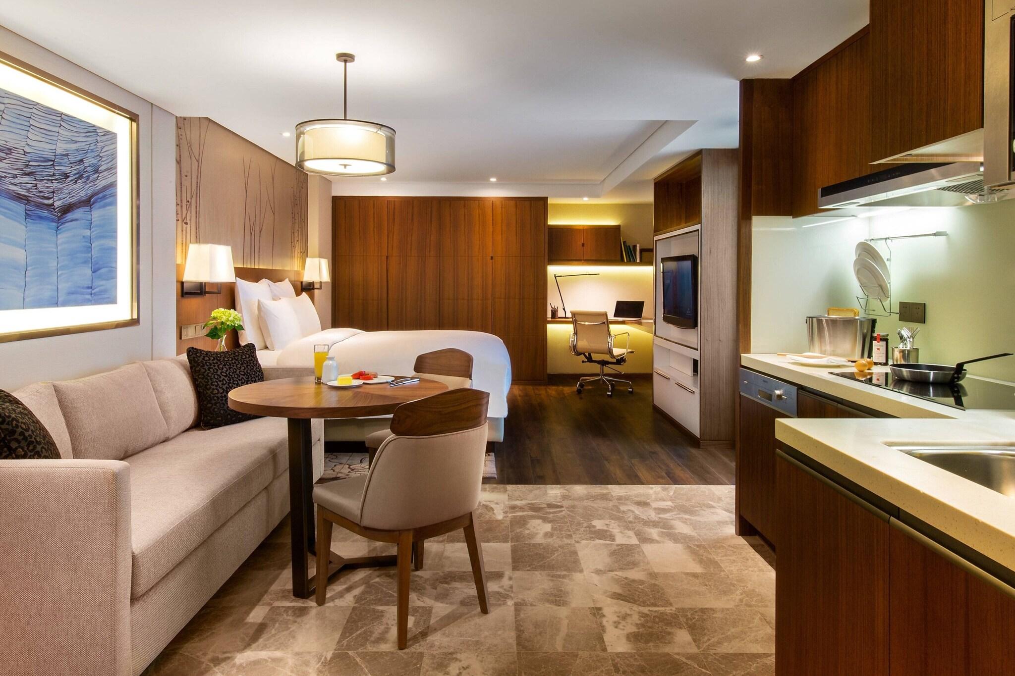 Studio King Size Bed