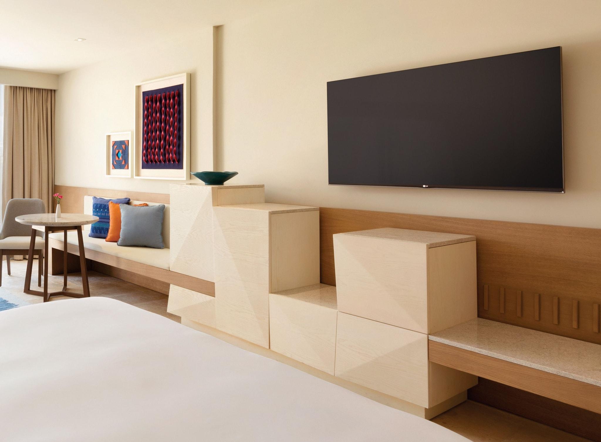 Double Club King Bed