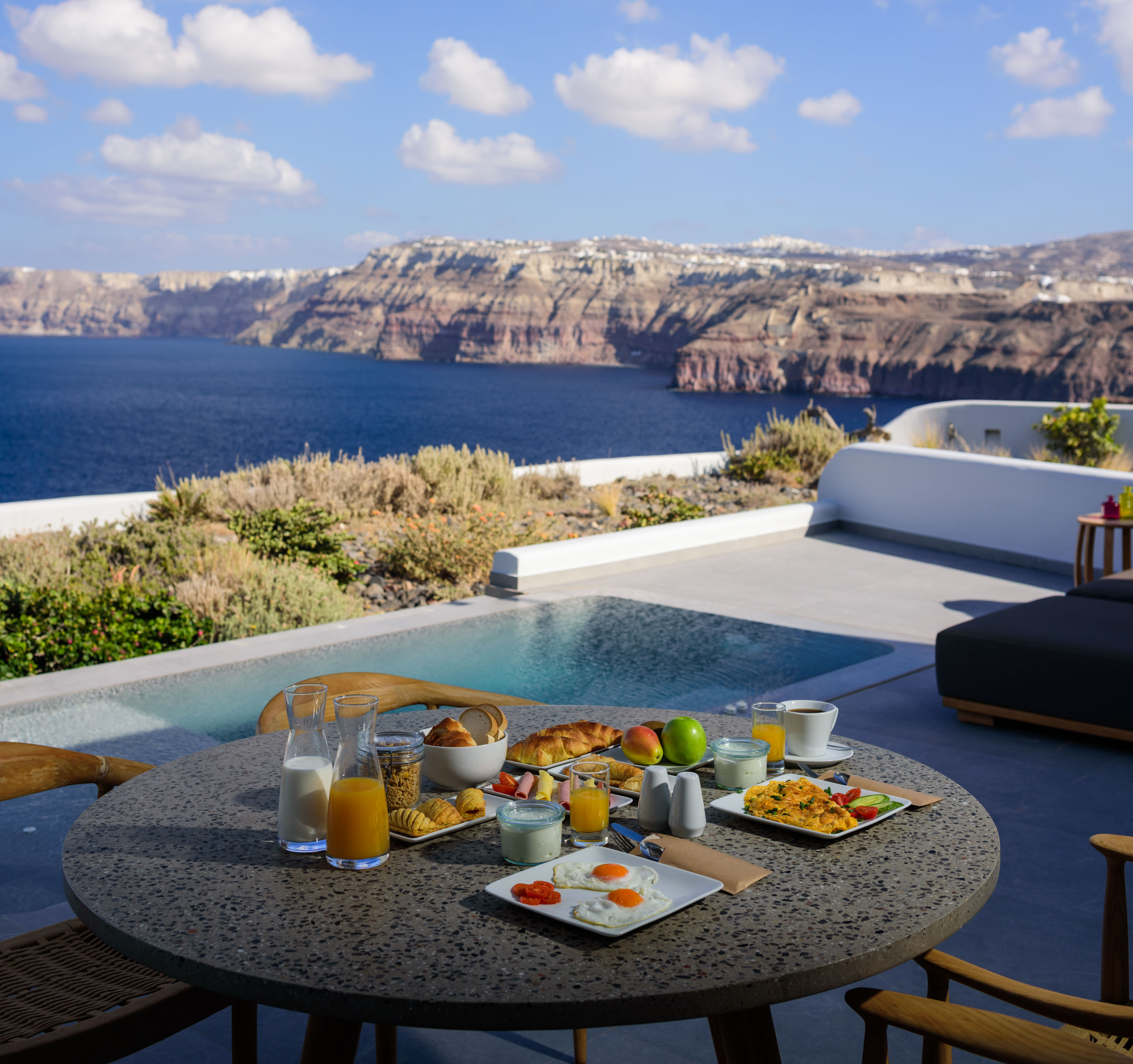 Suite Deluxe with Private Pool