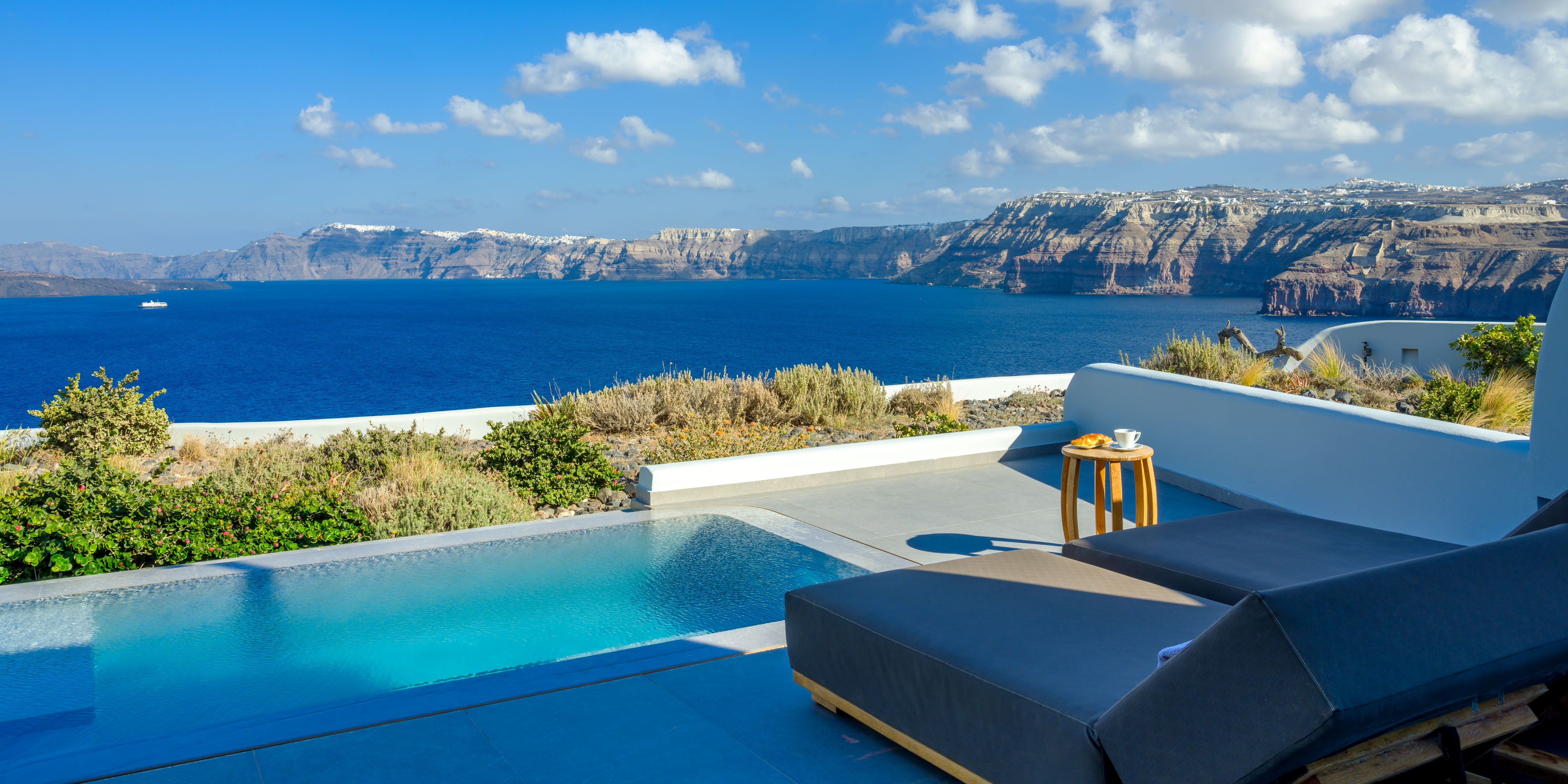 Suite Deluxe with Private Pool