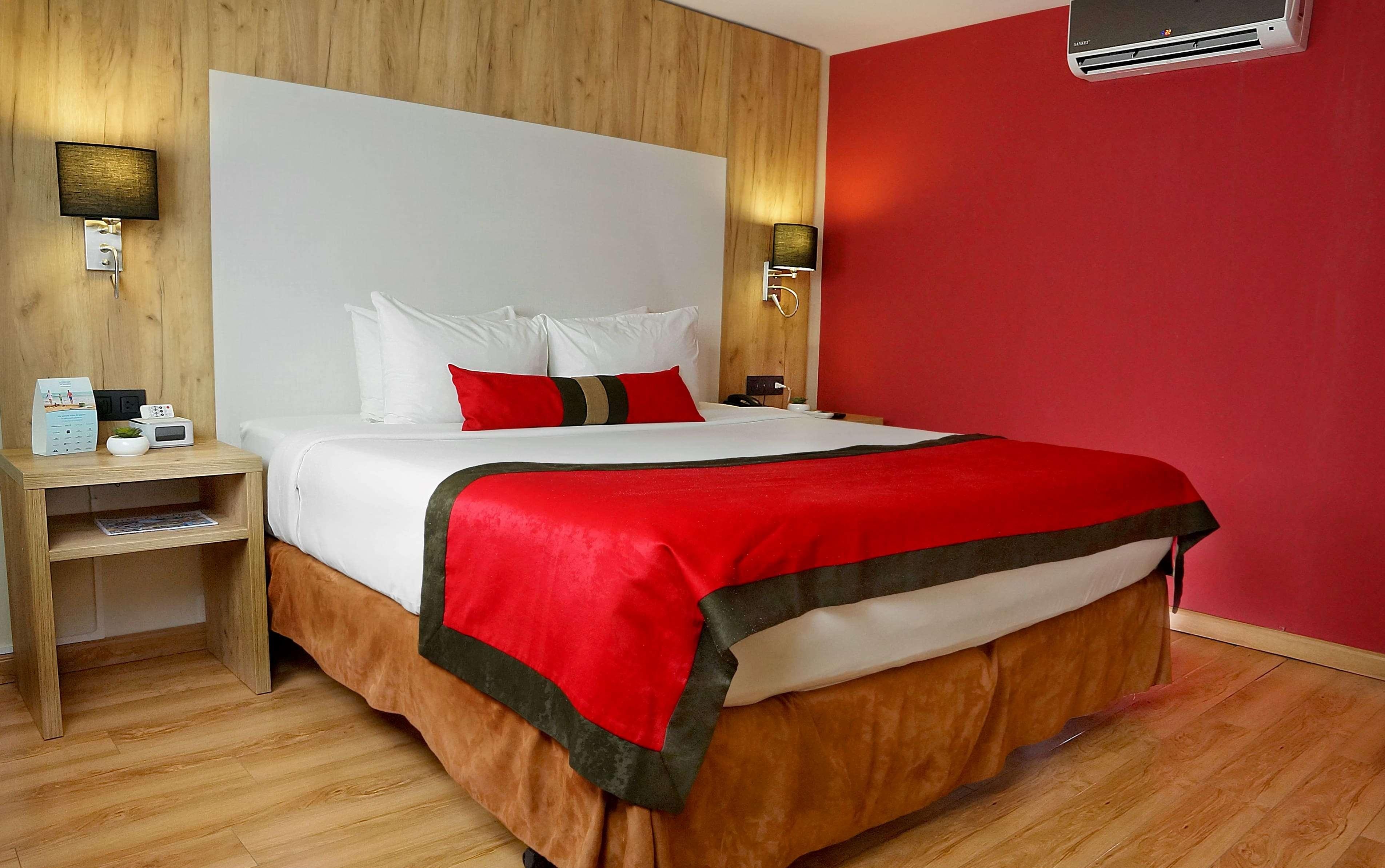 Suite Queen Size Bed