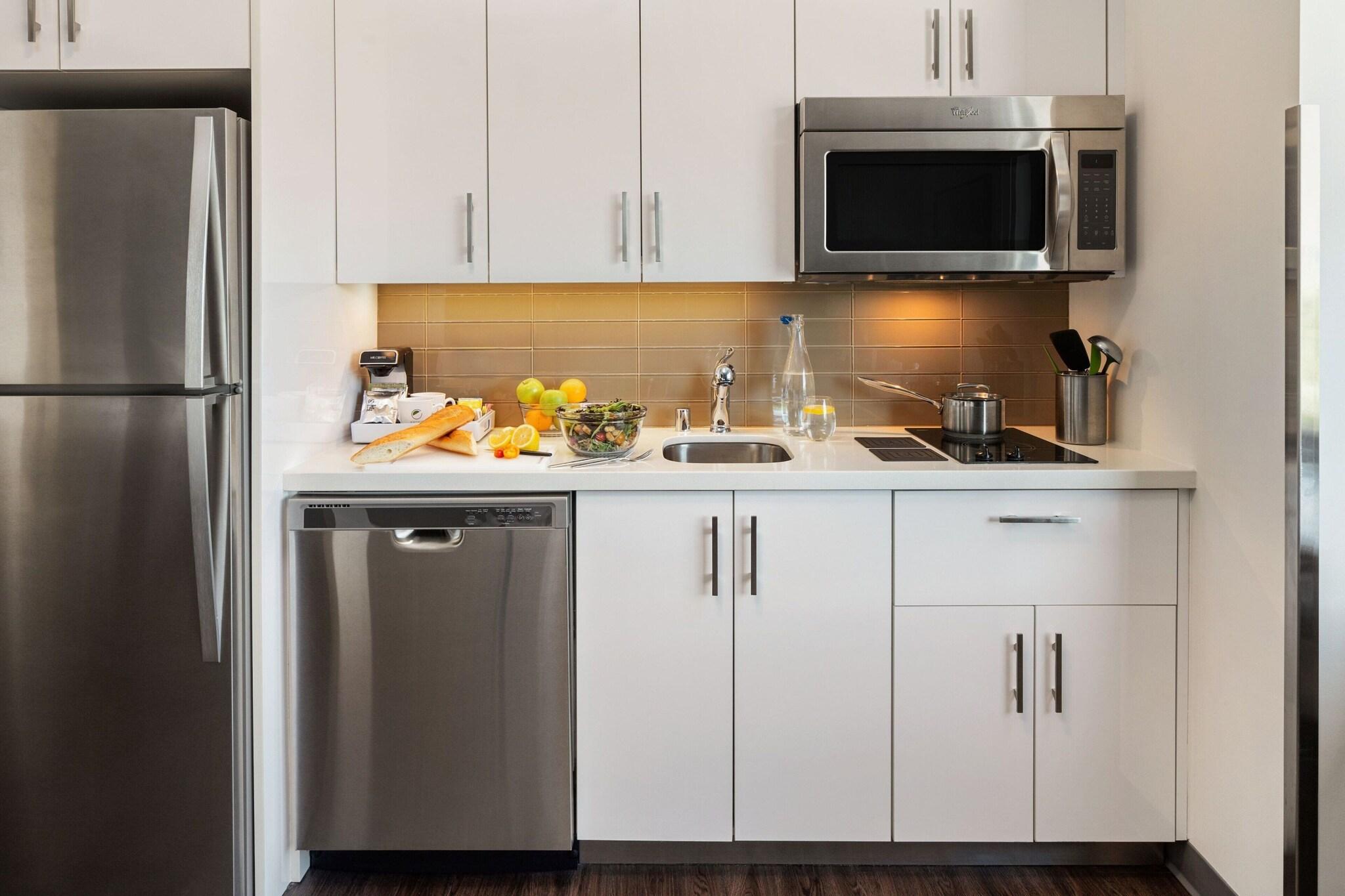 Studio King Size Bed