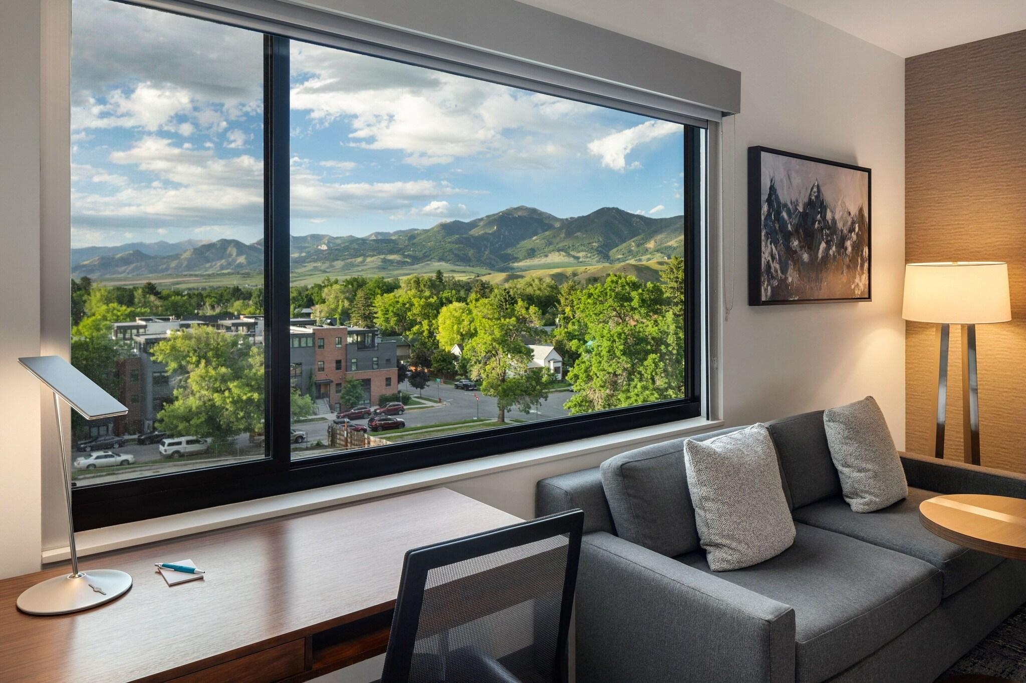 Studio King Size Bed