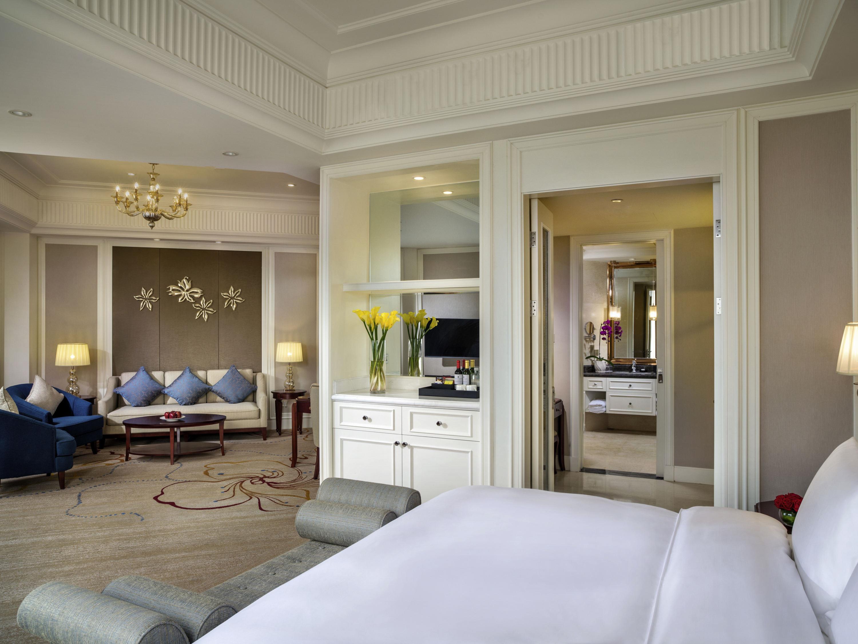 Junior Suite Club King Bed