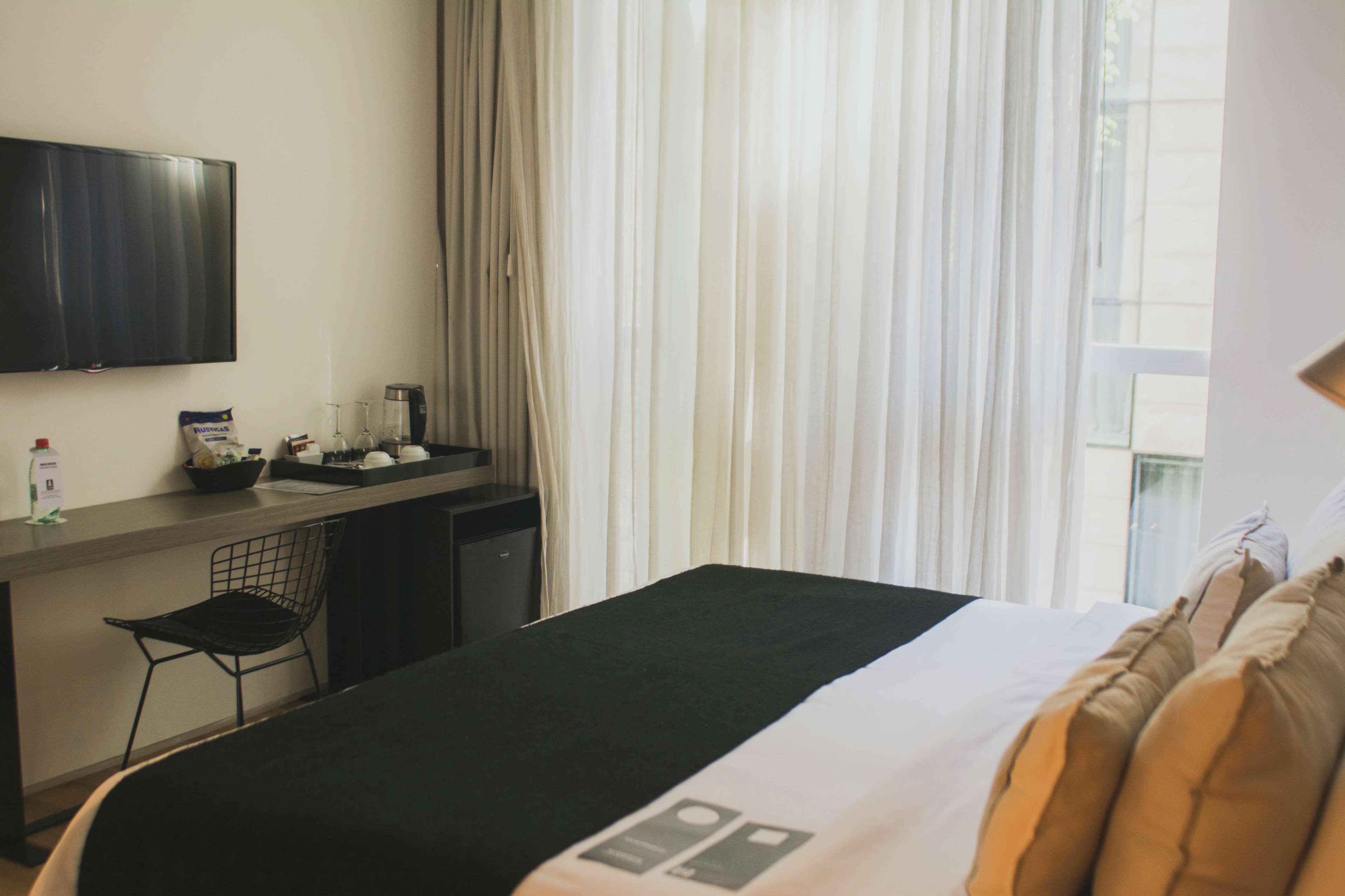 Double Queen Size Bed