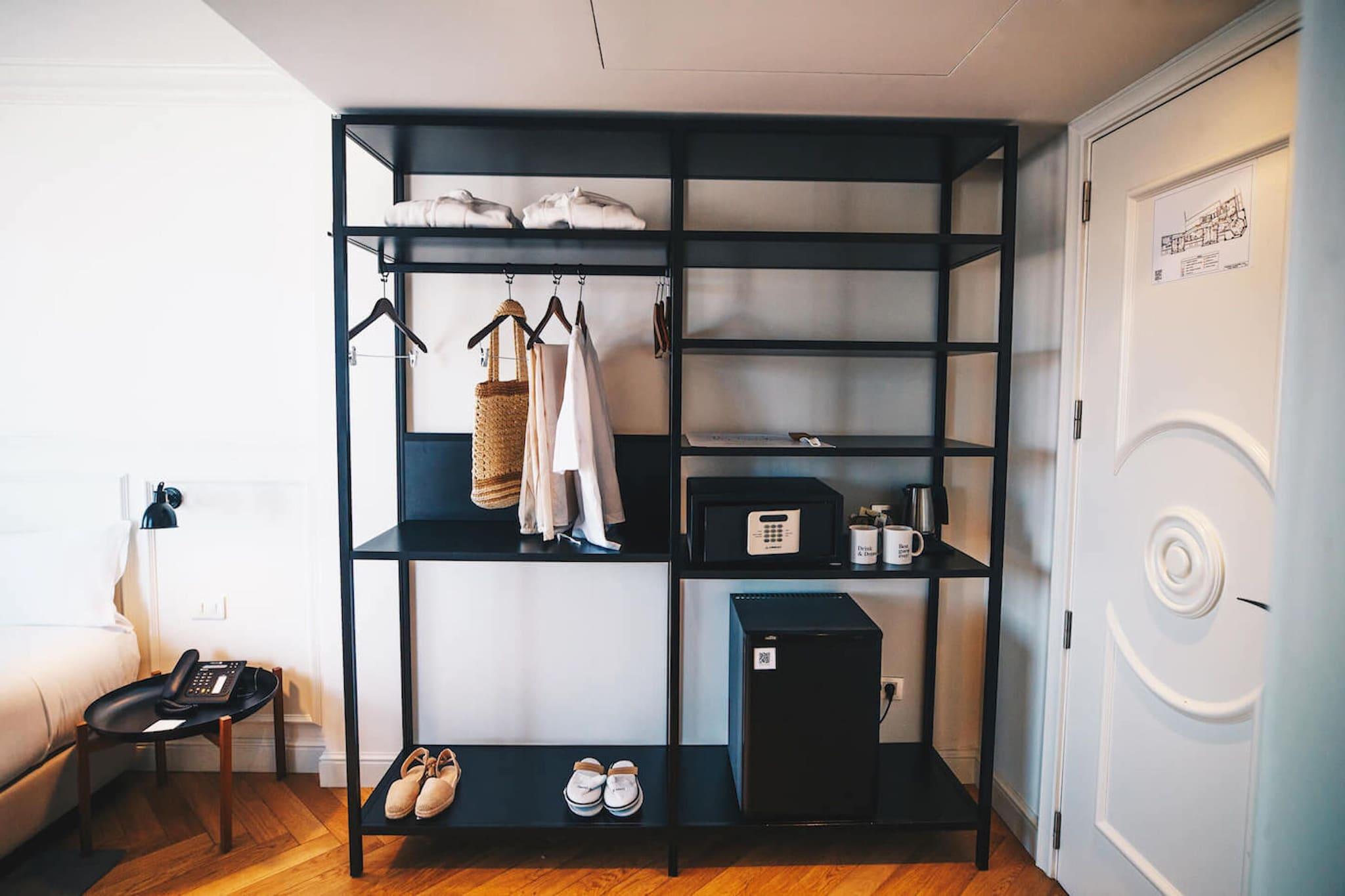 Twin Deluxe City View