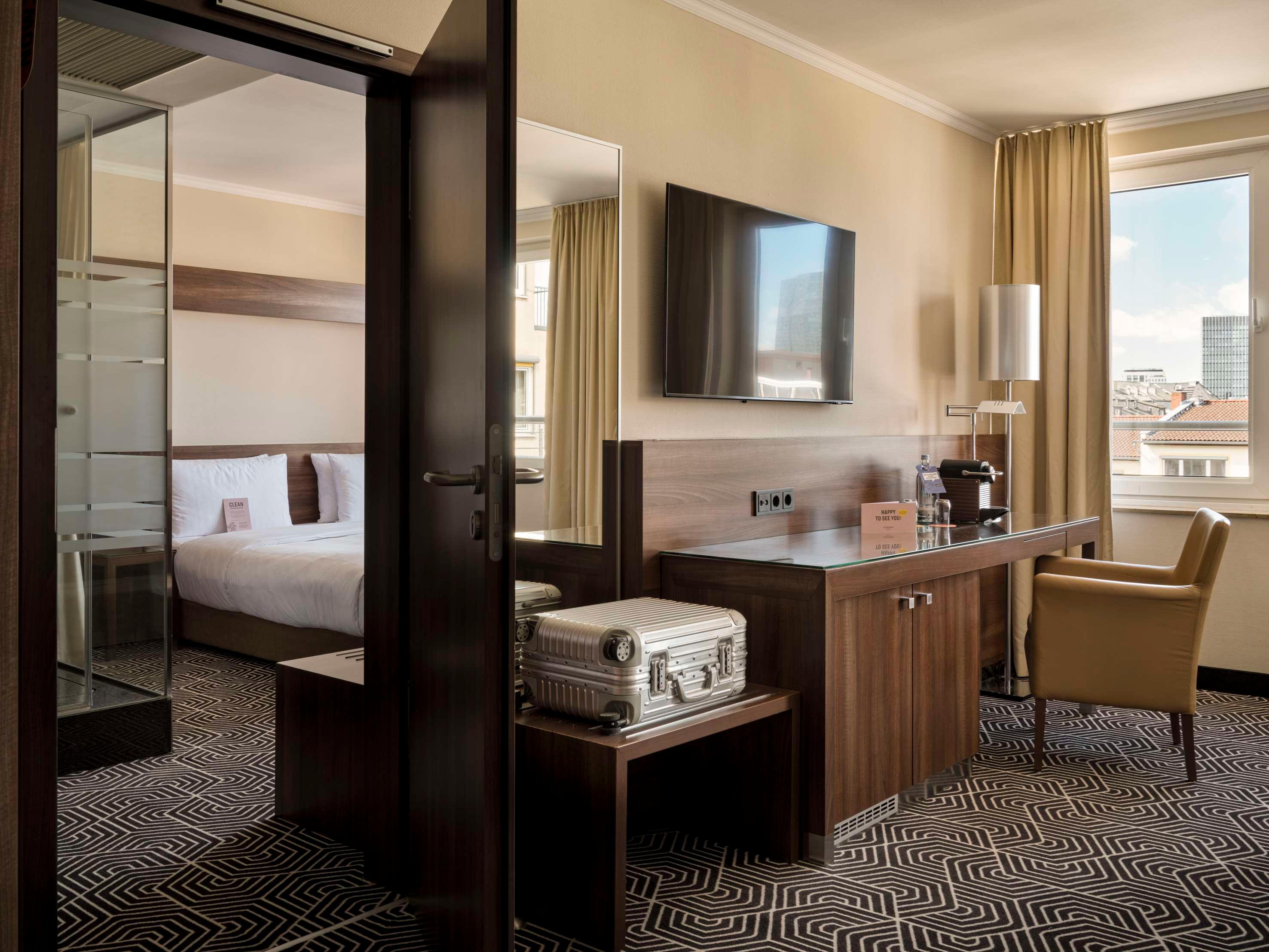 Double Single Deluxe