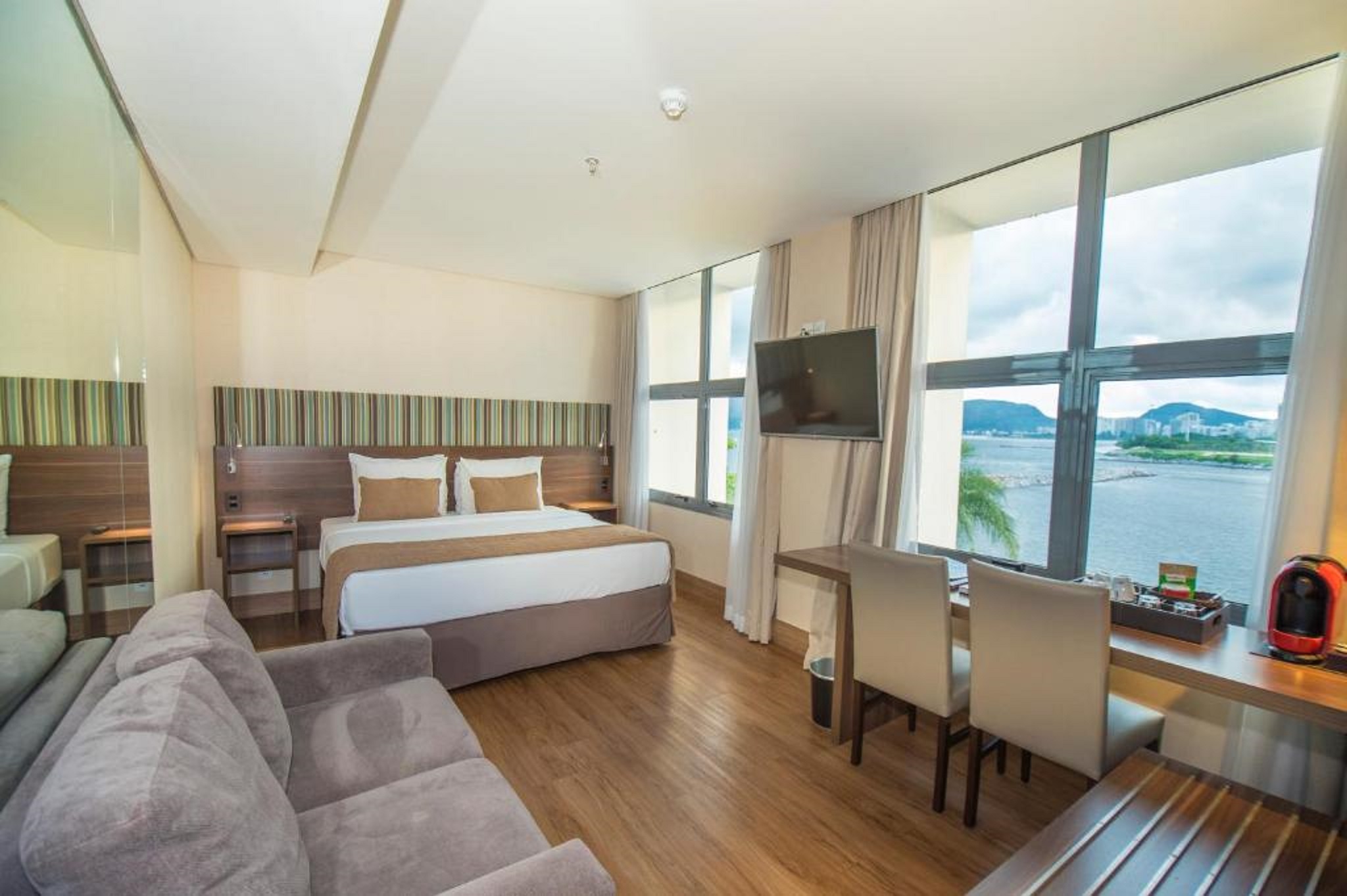 Double Executive Superior