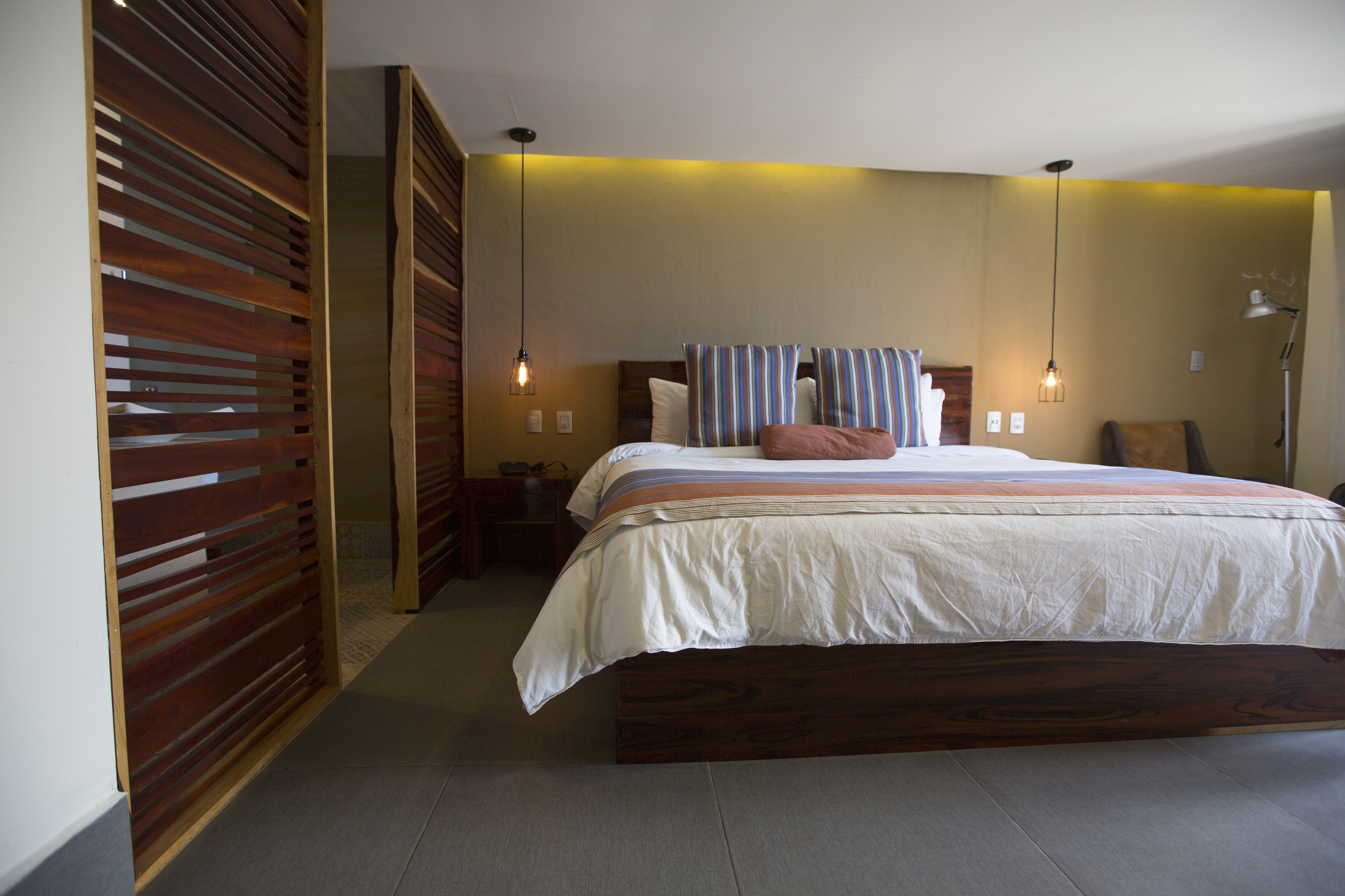 Double Deluxe King Bed