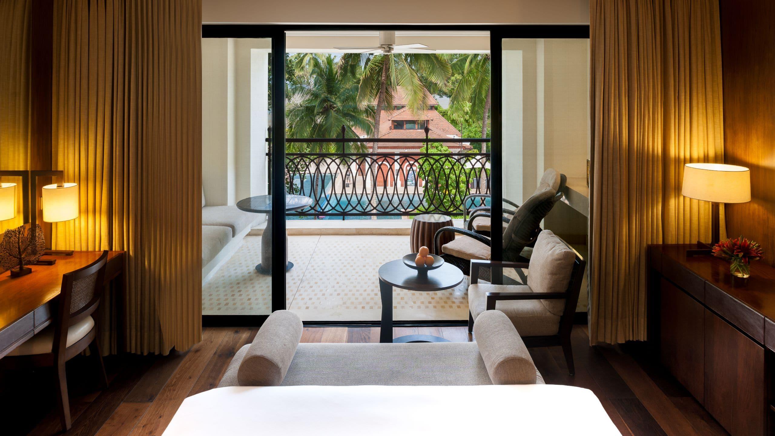 Double Pool View King Bed