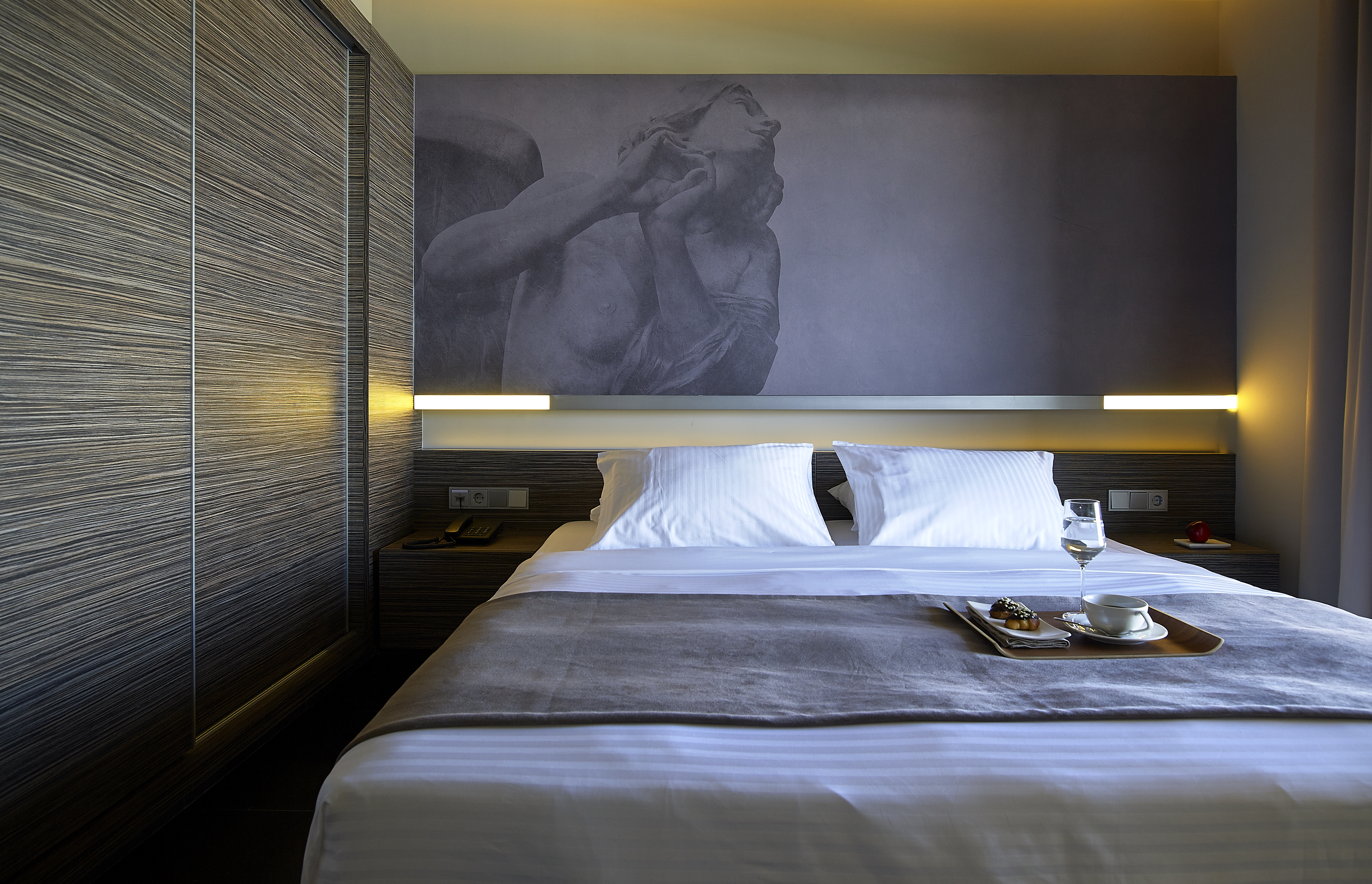 Double or Twin Side Sea View