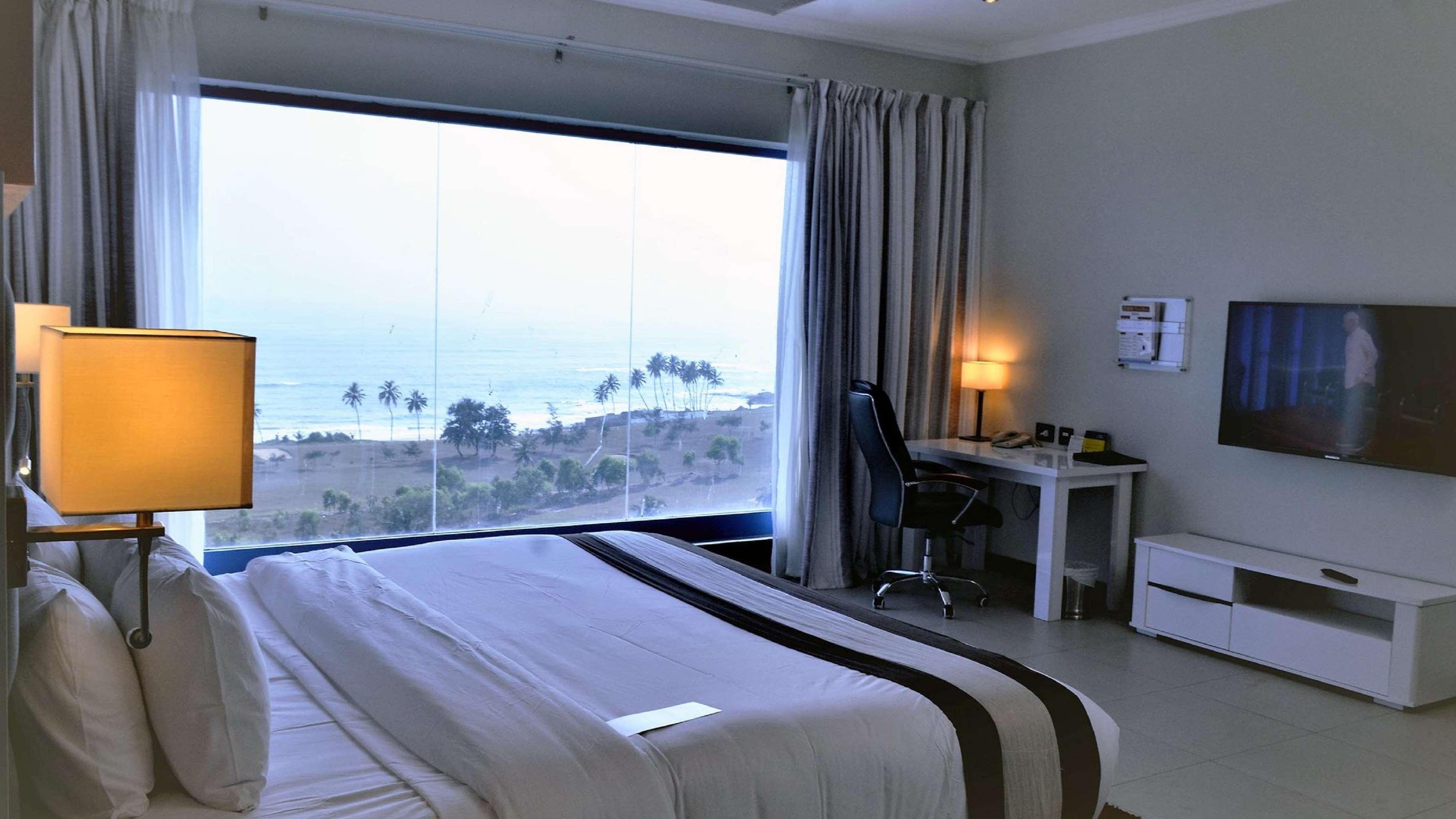 Suite Queen Bed Non Smoking