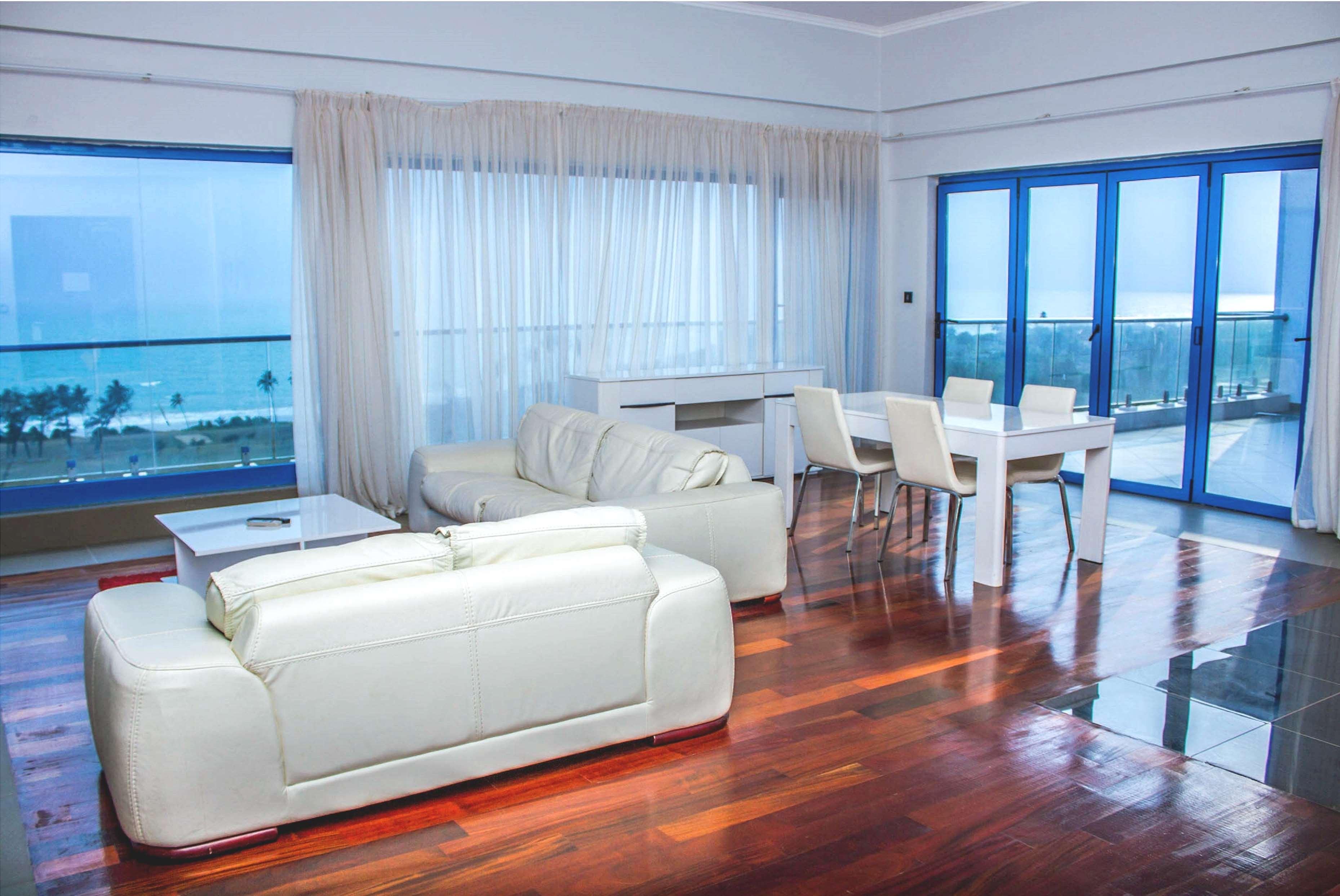 Suite Queen Bed Non Smoking