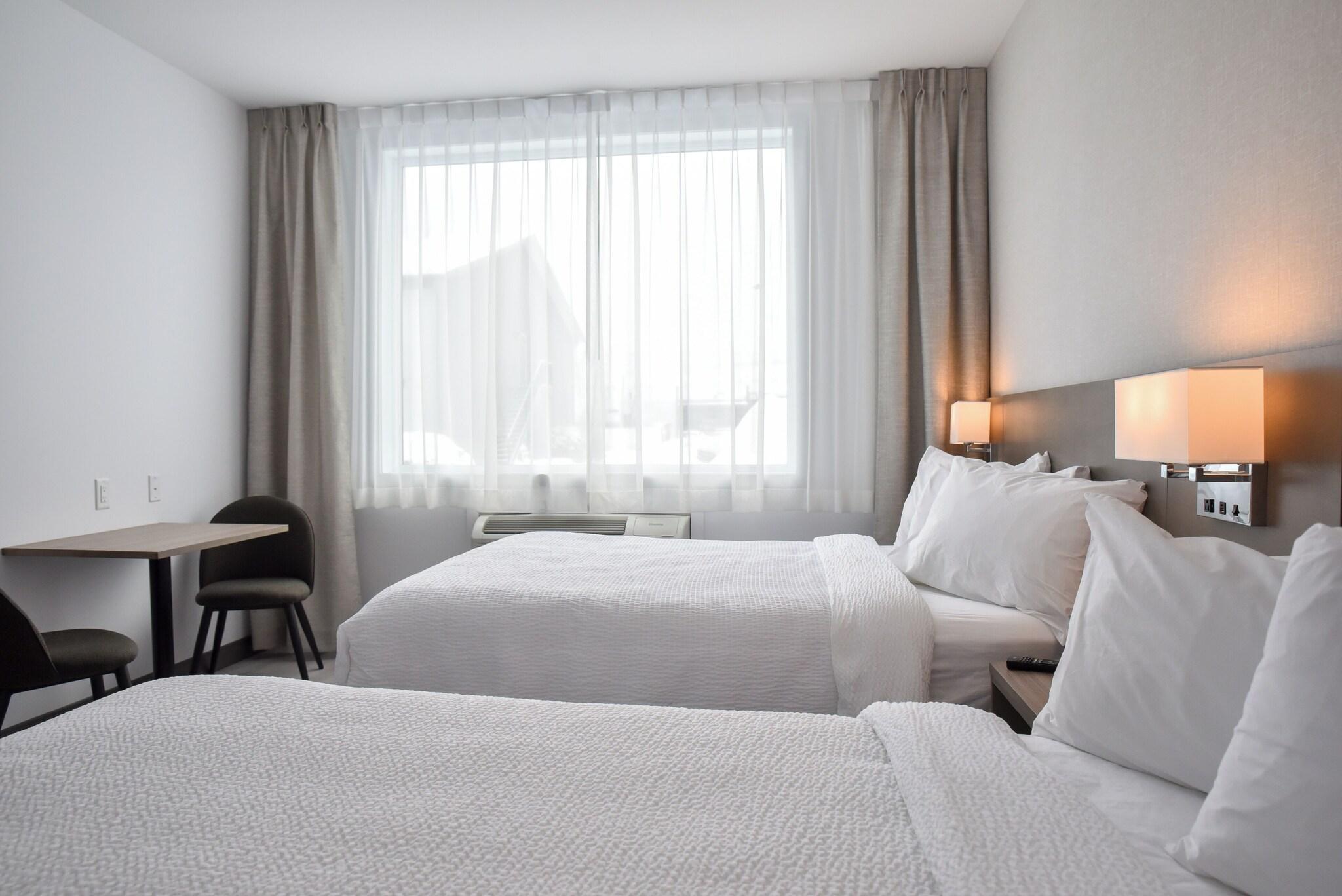 Double Executive Queen Bed