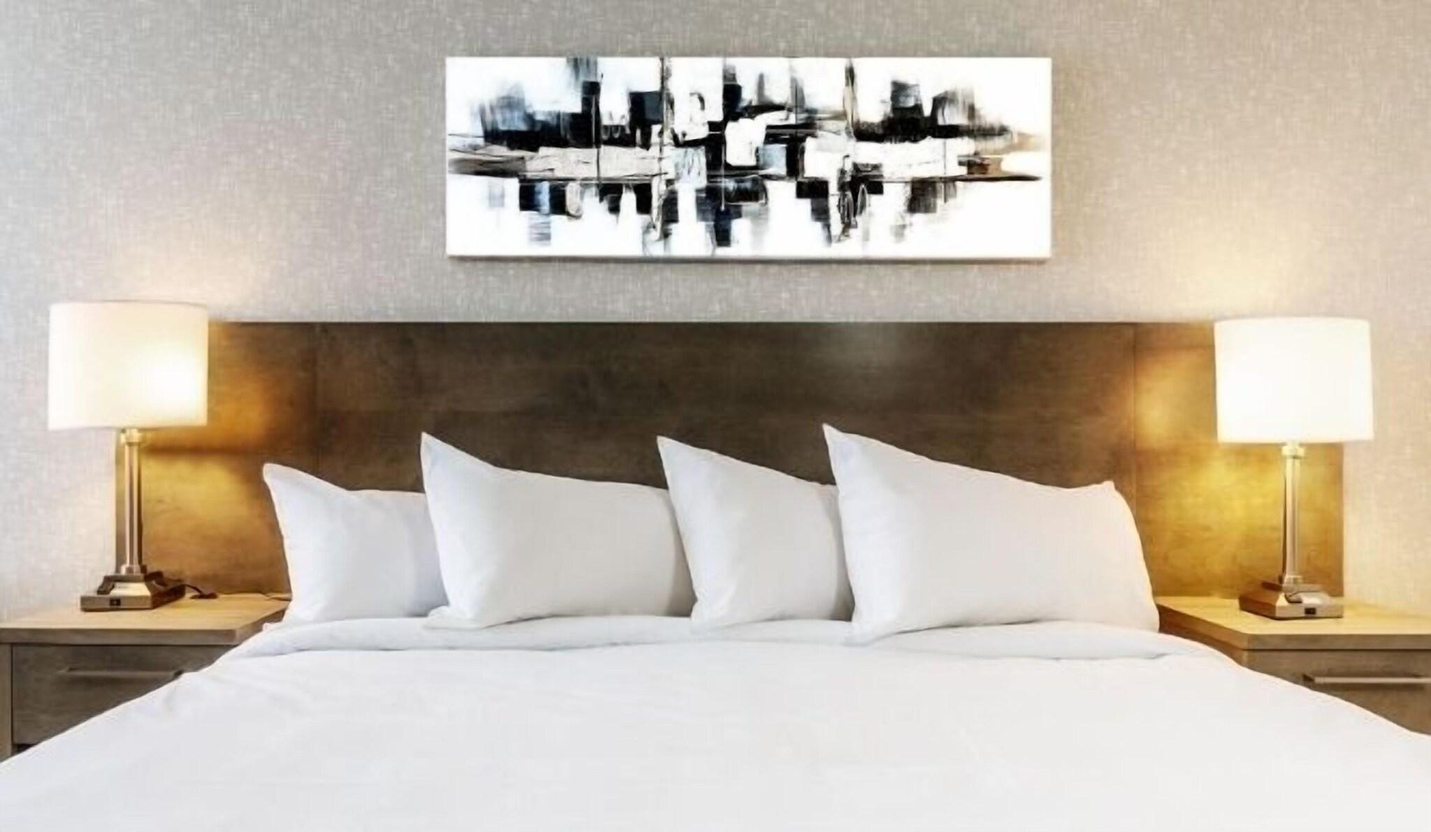 Double Executive Queen Bed