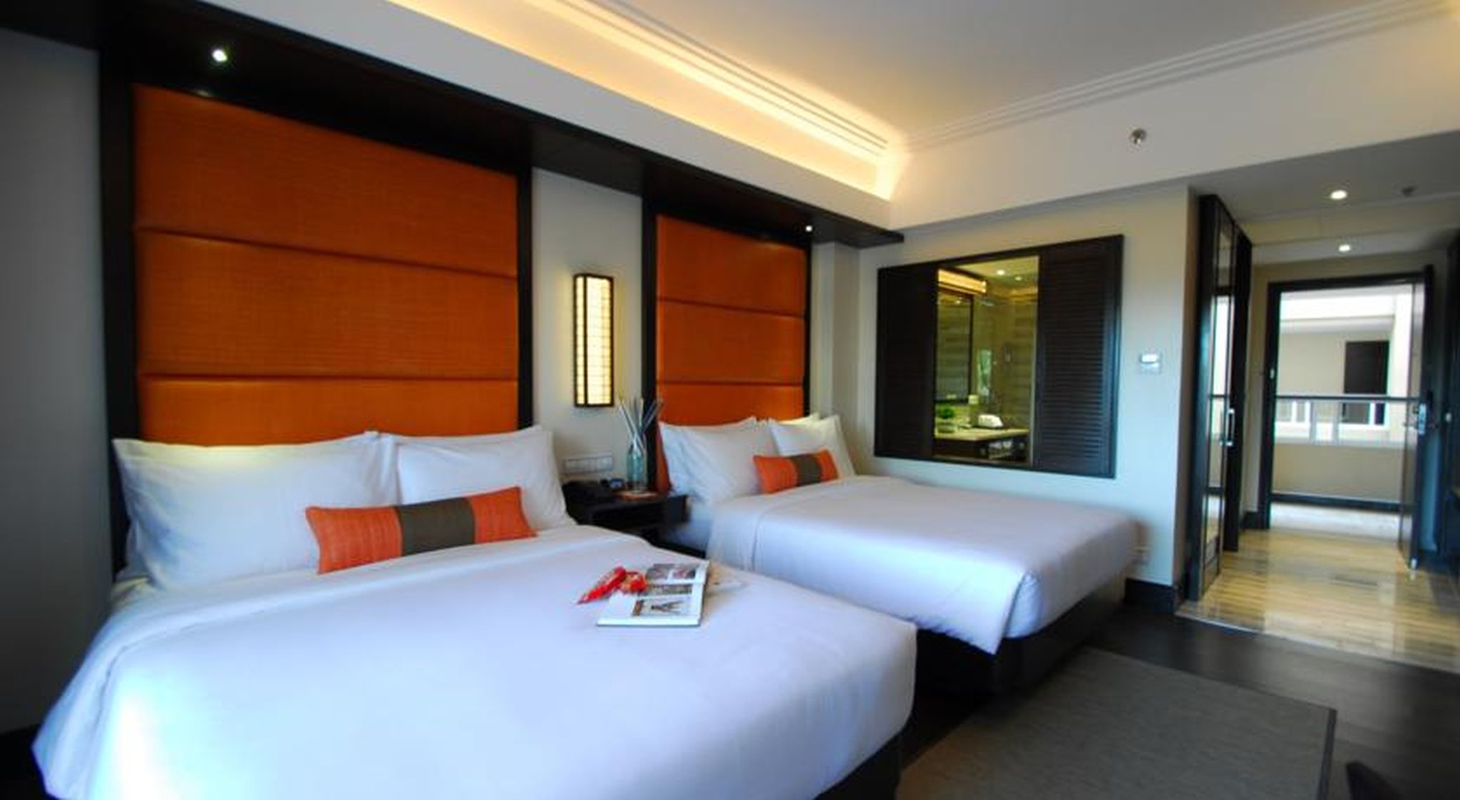 Double or Twin Deluxe Pool View