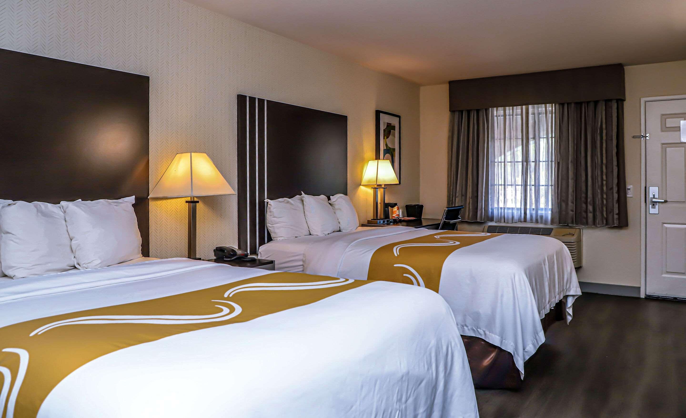 Quadruple Two Double Beds Non Smoking