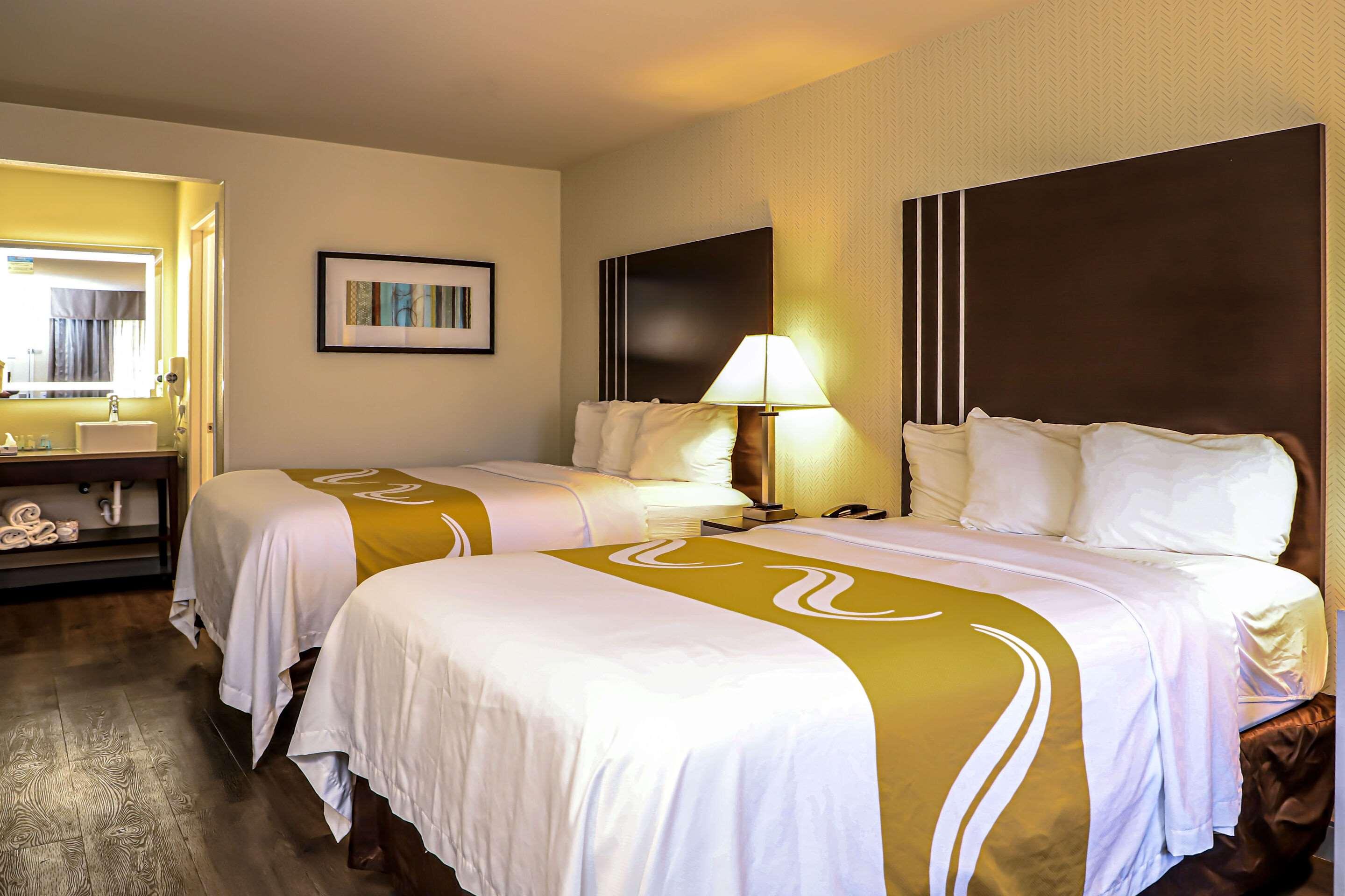 Quadruple Two Double Beds Non Smoking