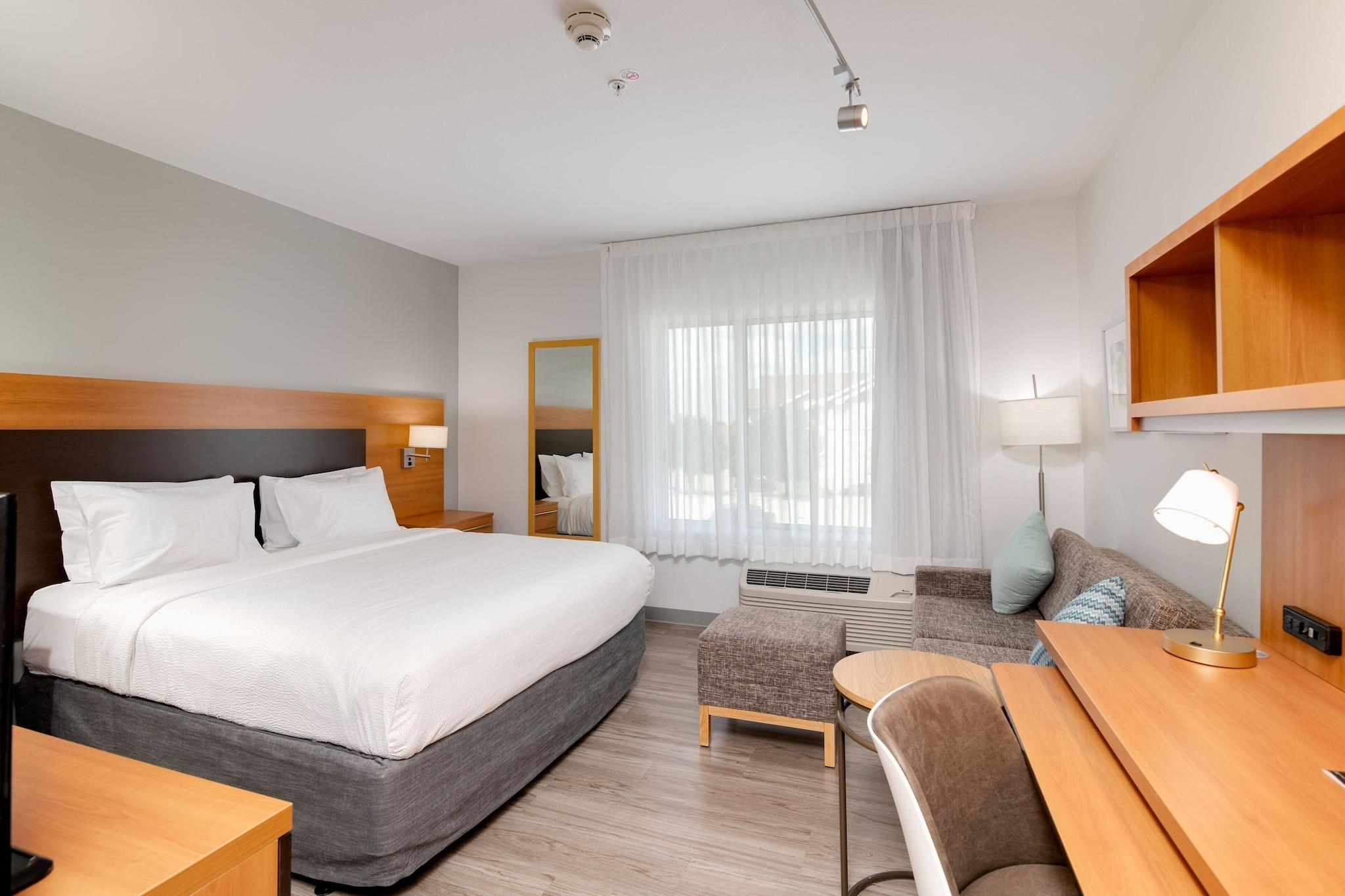 Studio King Size Bed