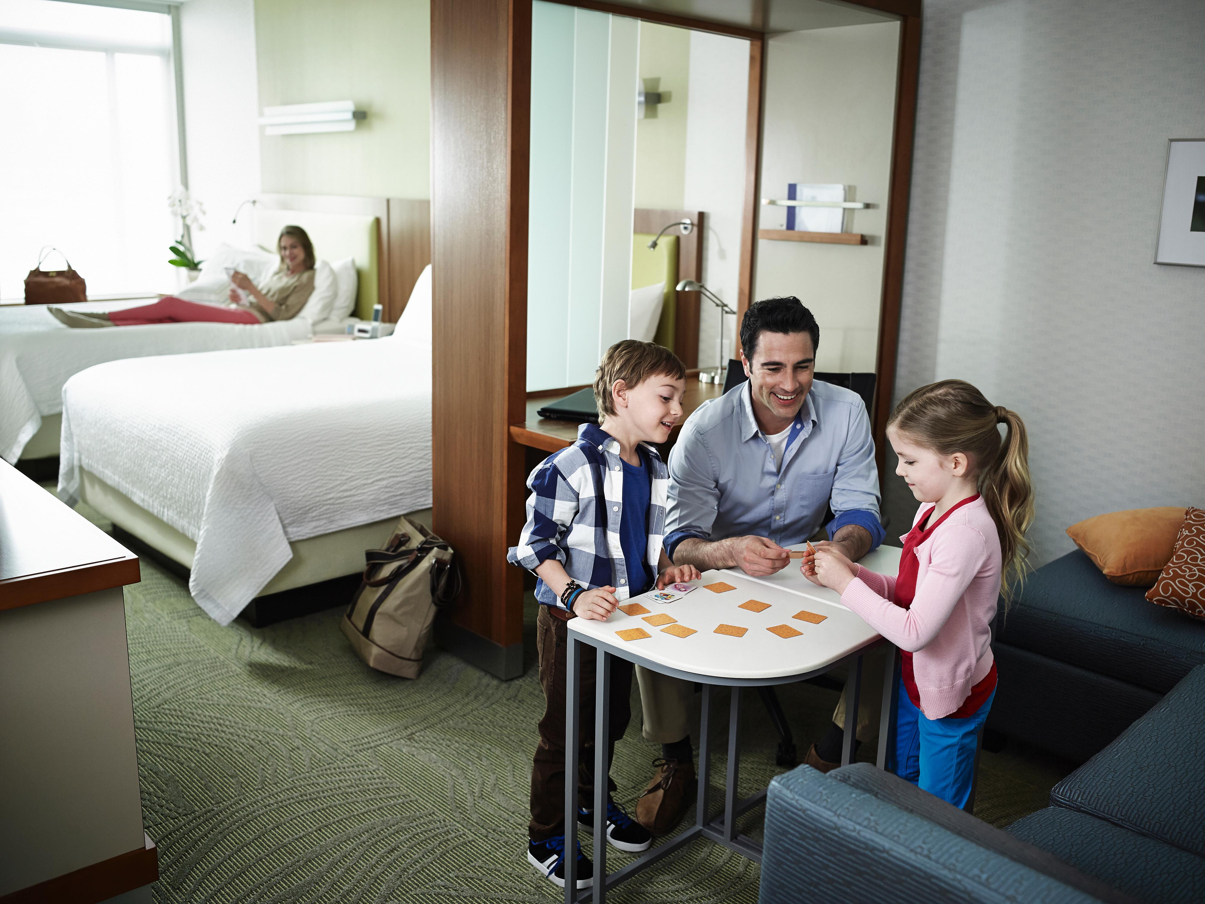 Suite Queen Size Bed