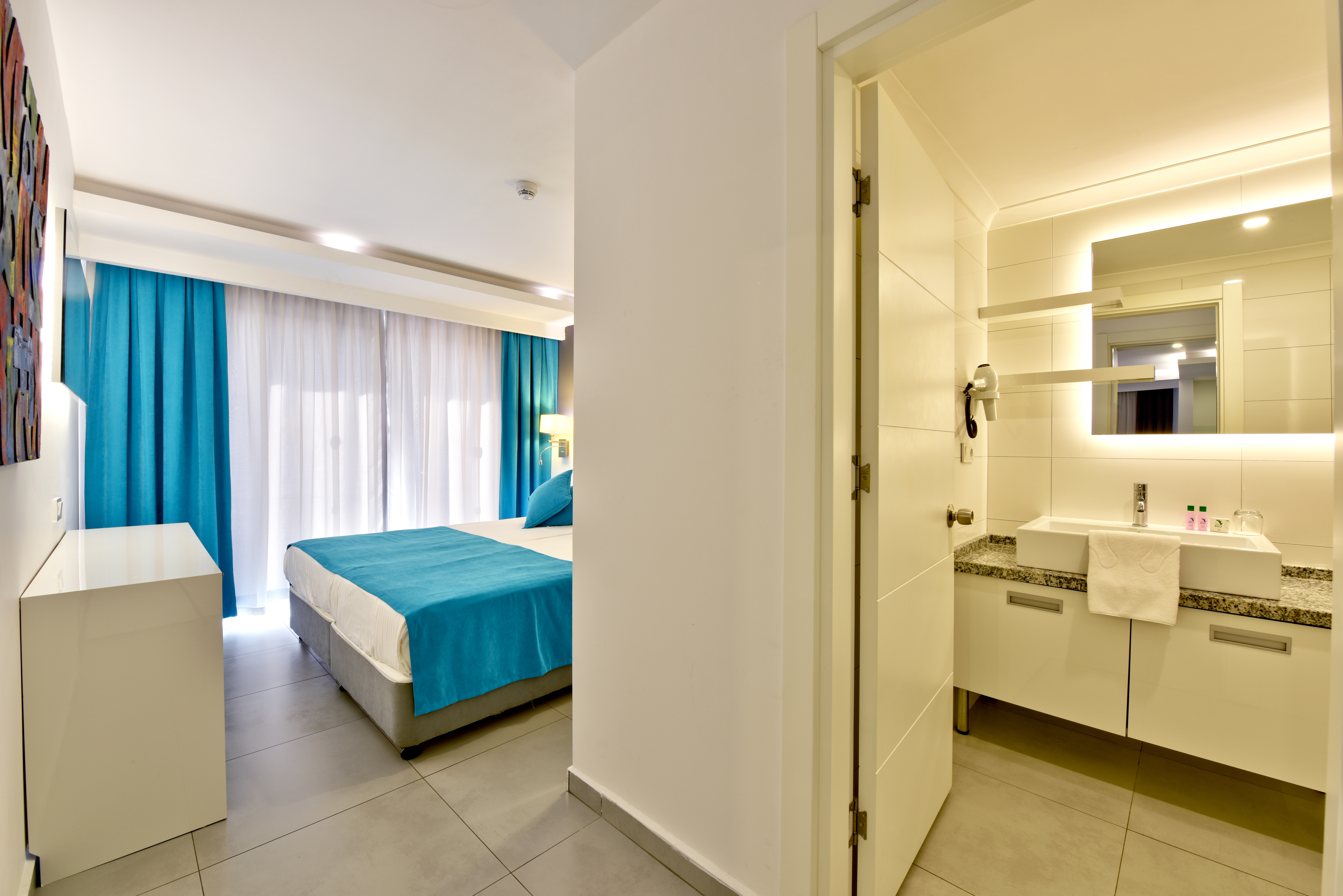 Suite Two Bedrooms