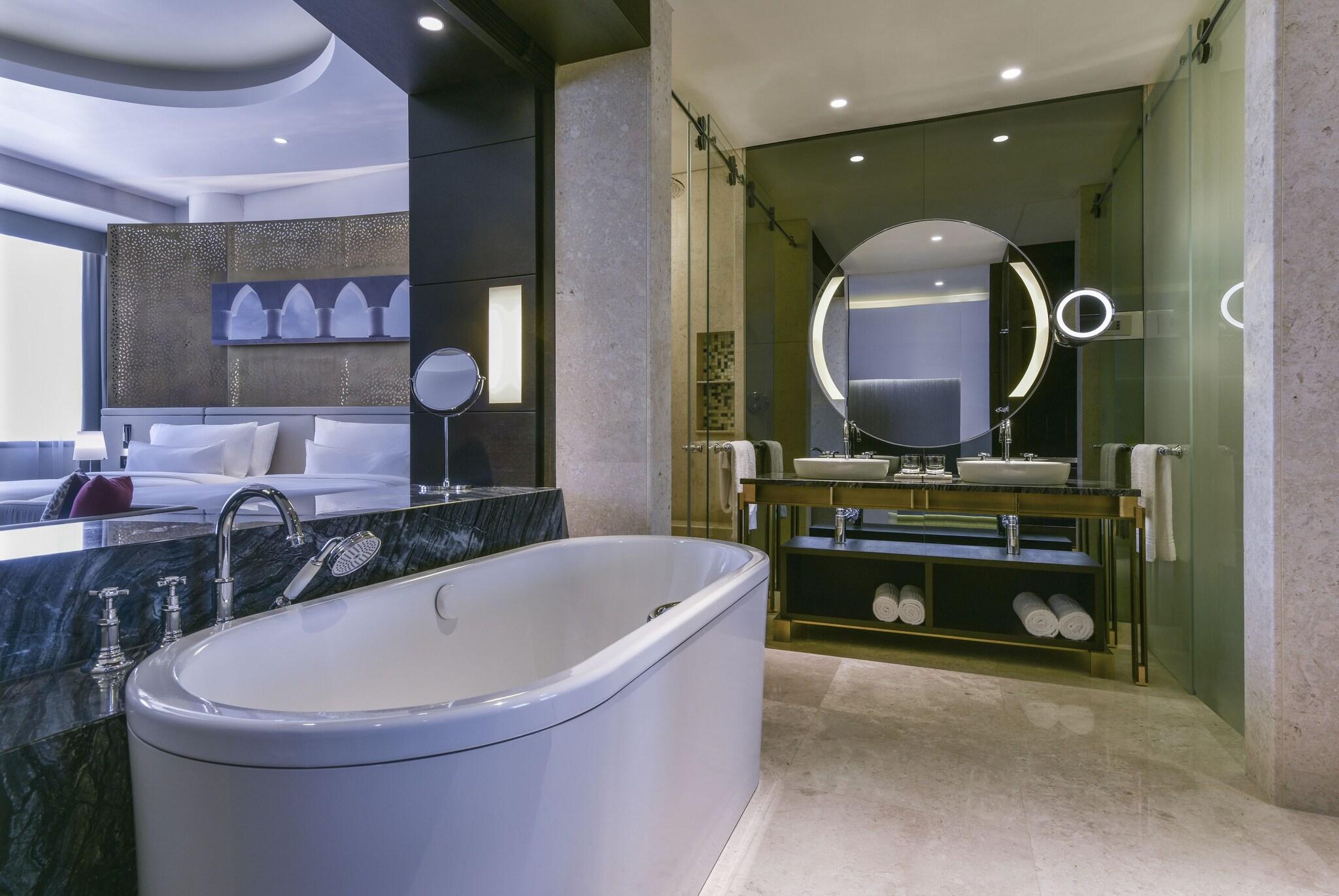 Twin Deluxe Pool View