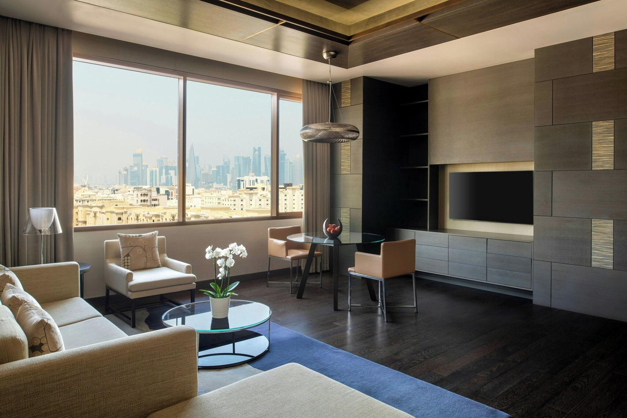 Suite King Bed Smoking