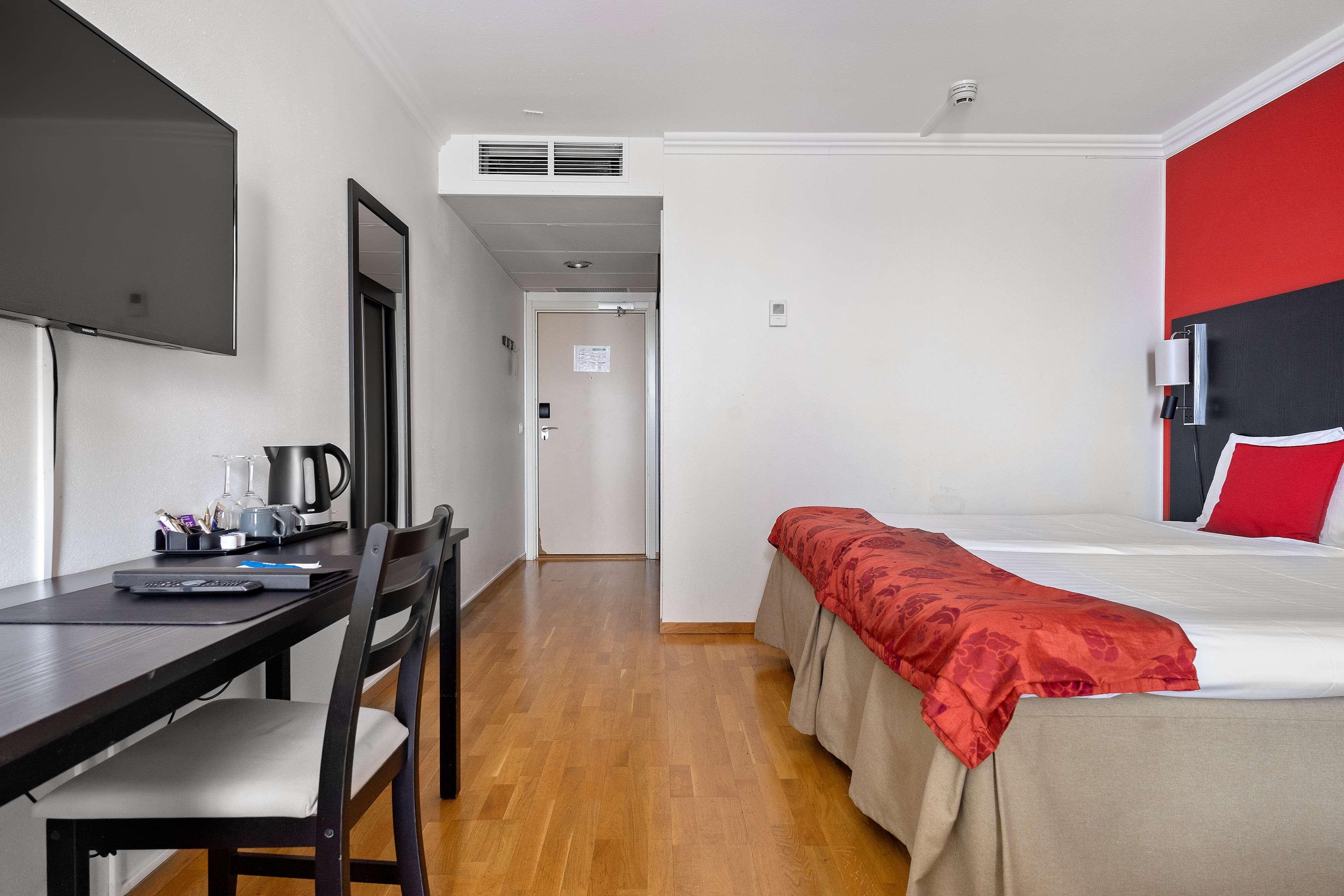 Family Room Queen Bed Non Smoking