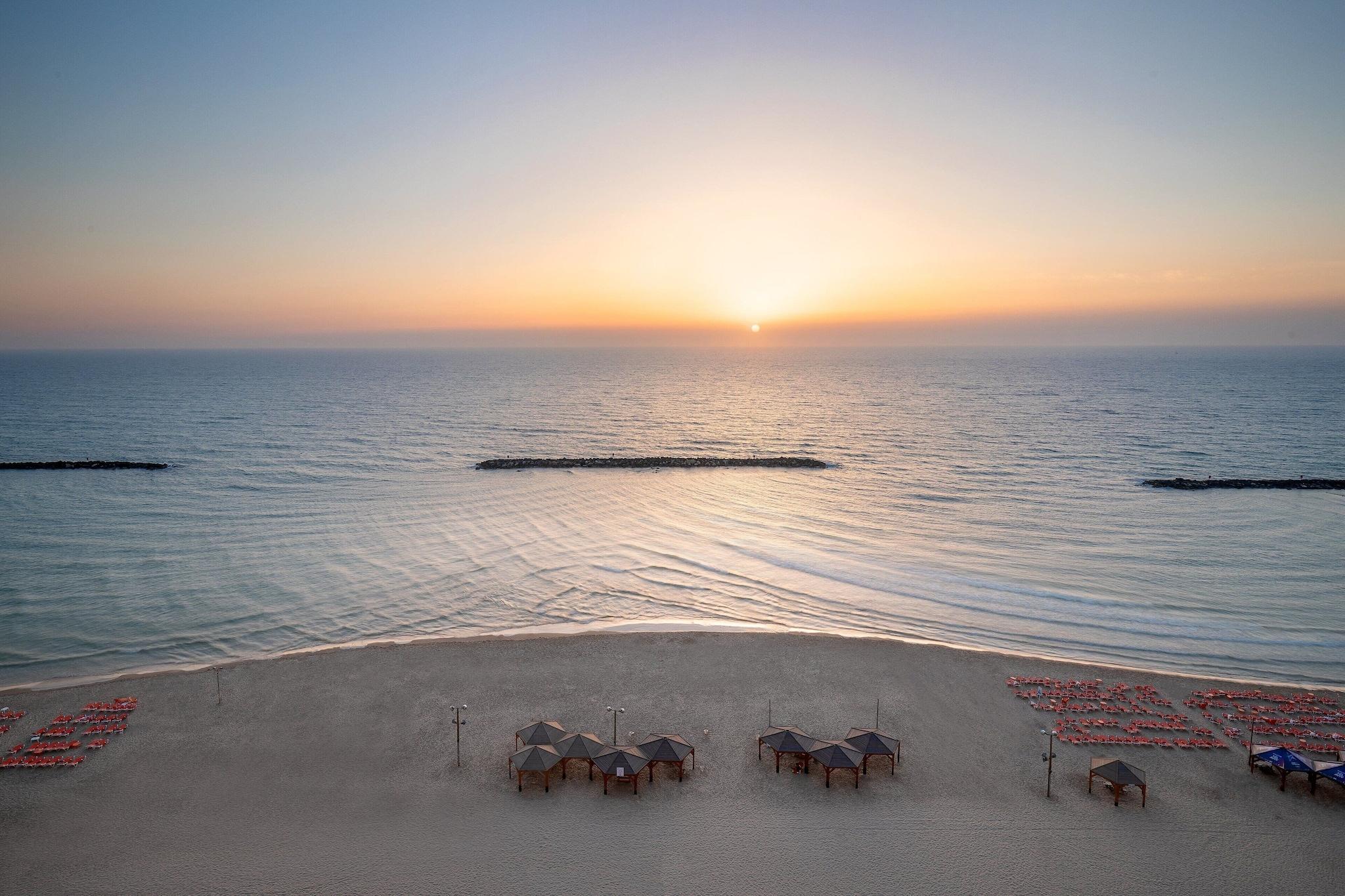 Twin Deluxe Sea Front