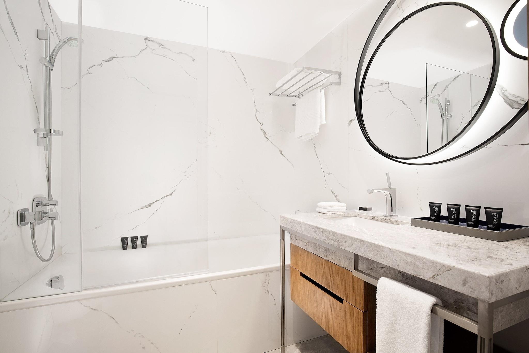 Twin Deluxe Sea Front