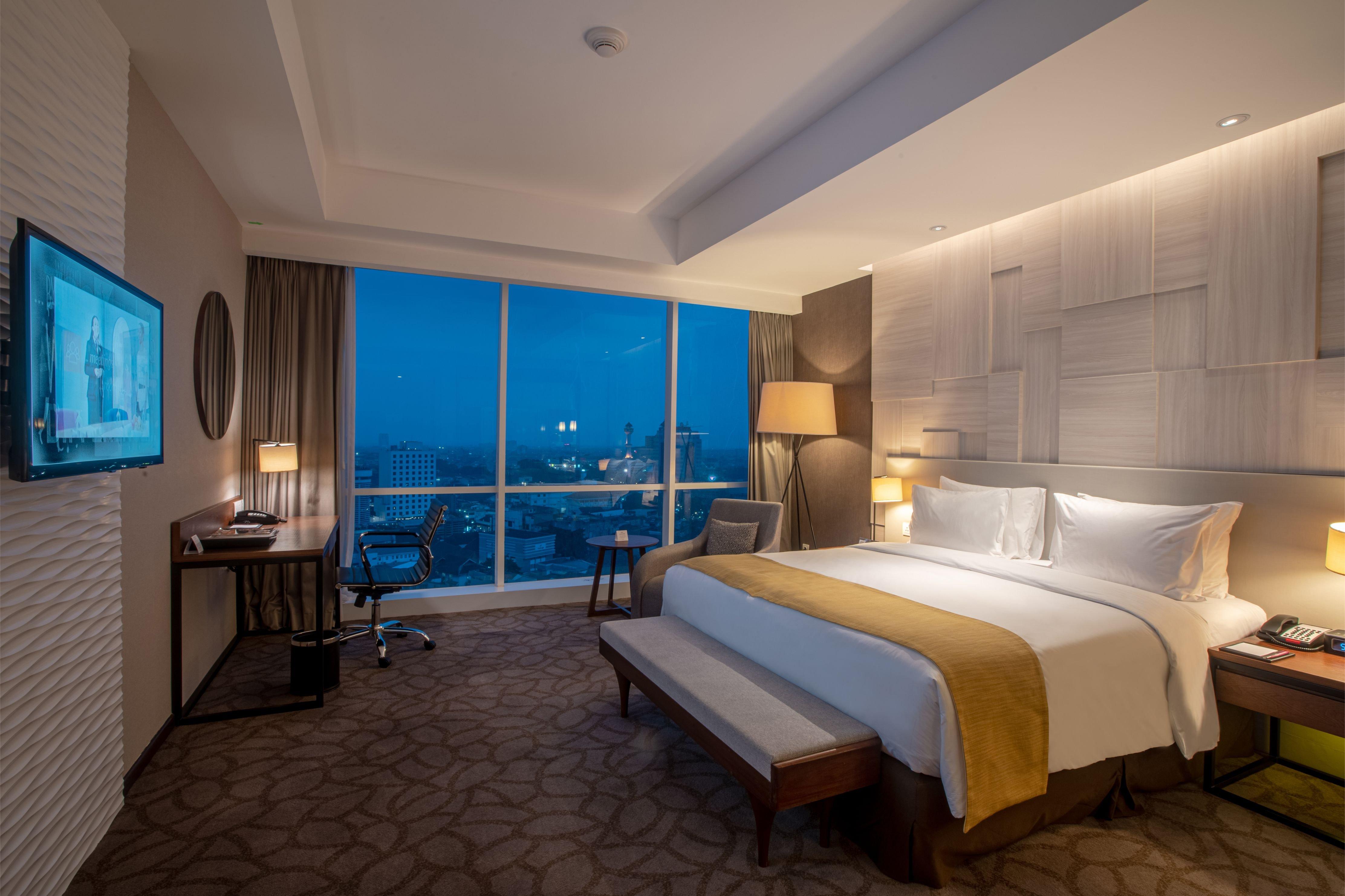 Double Queen Size Bed