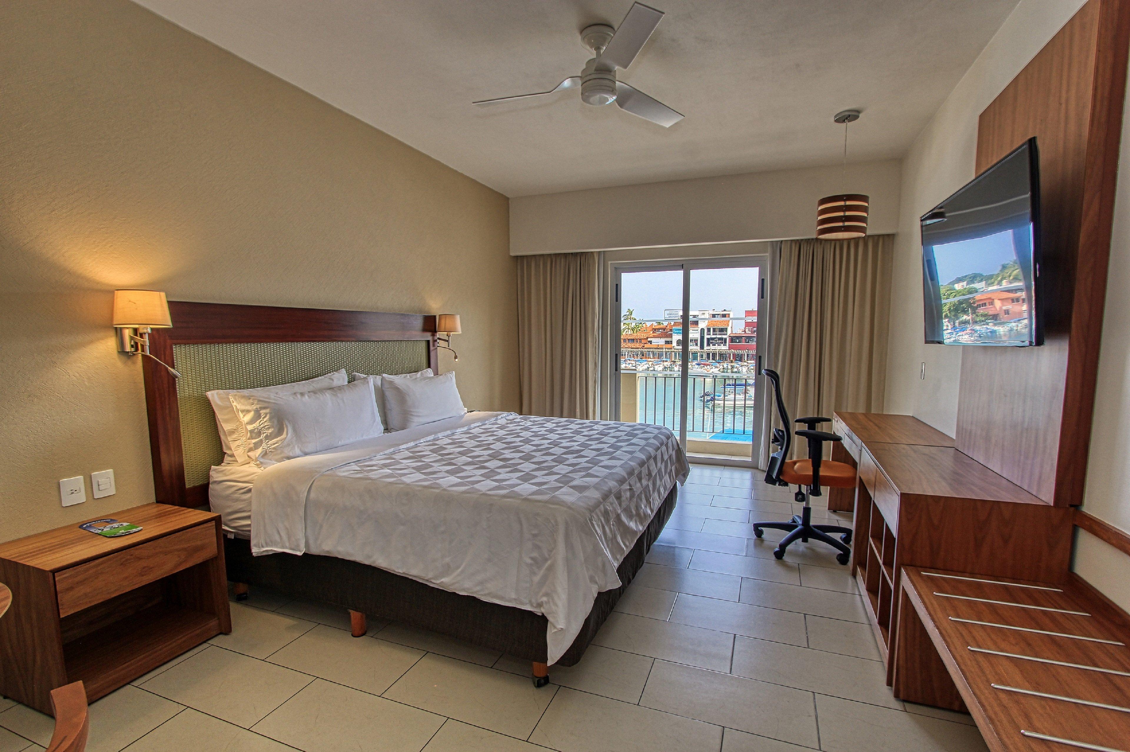 Suite King Size Bed